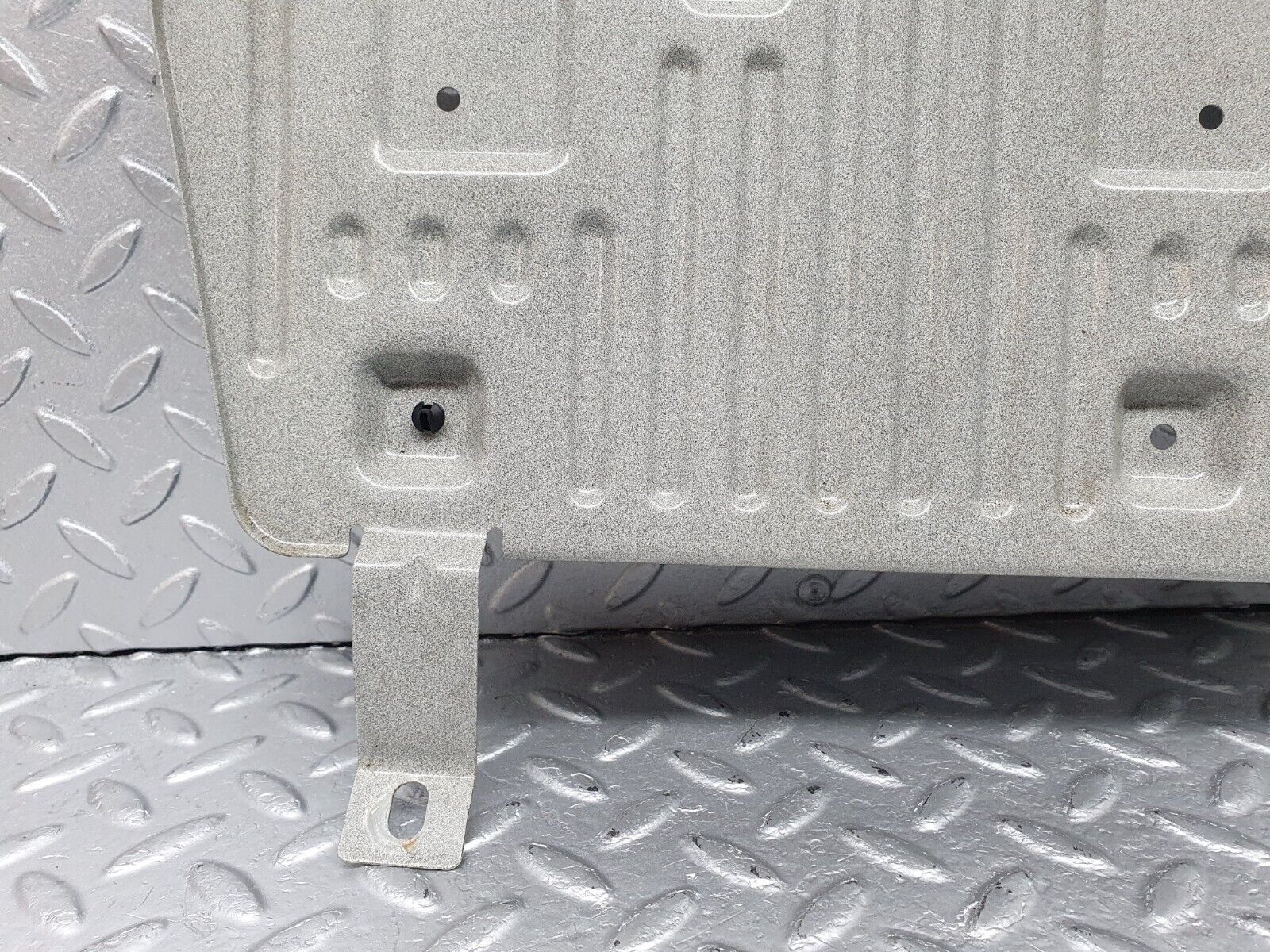 41933 Mercedes-Benz W202 C200 Front Left Floor Cover