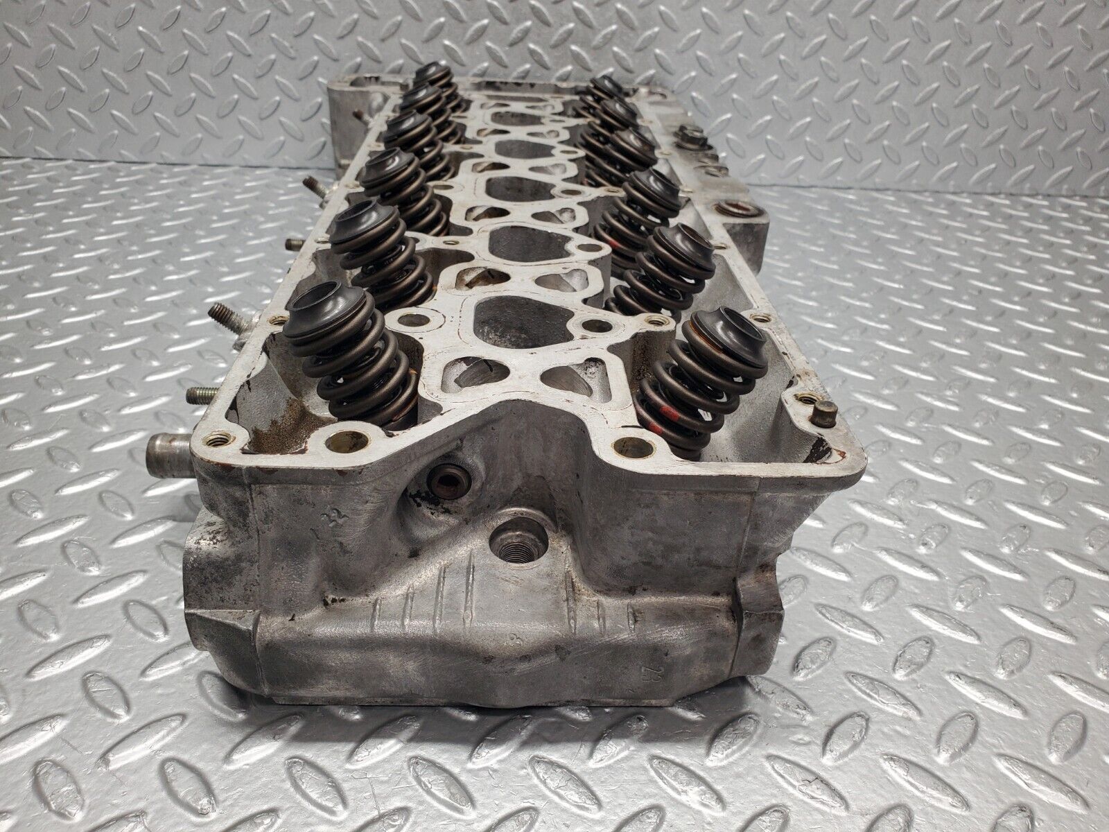 46710 Mercedes-Benz C123 280CE Coupe Cylinder Head 1100161901