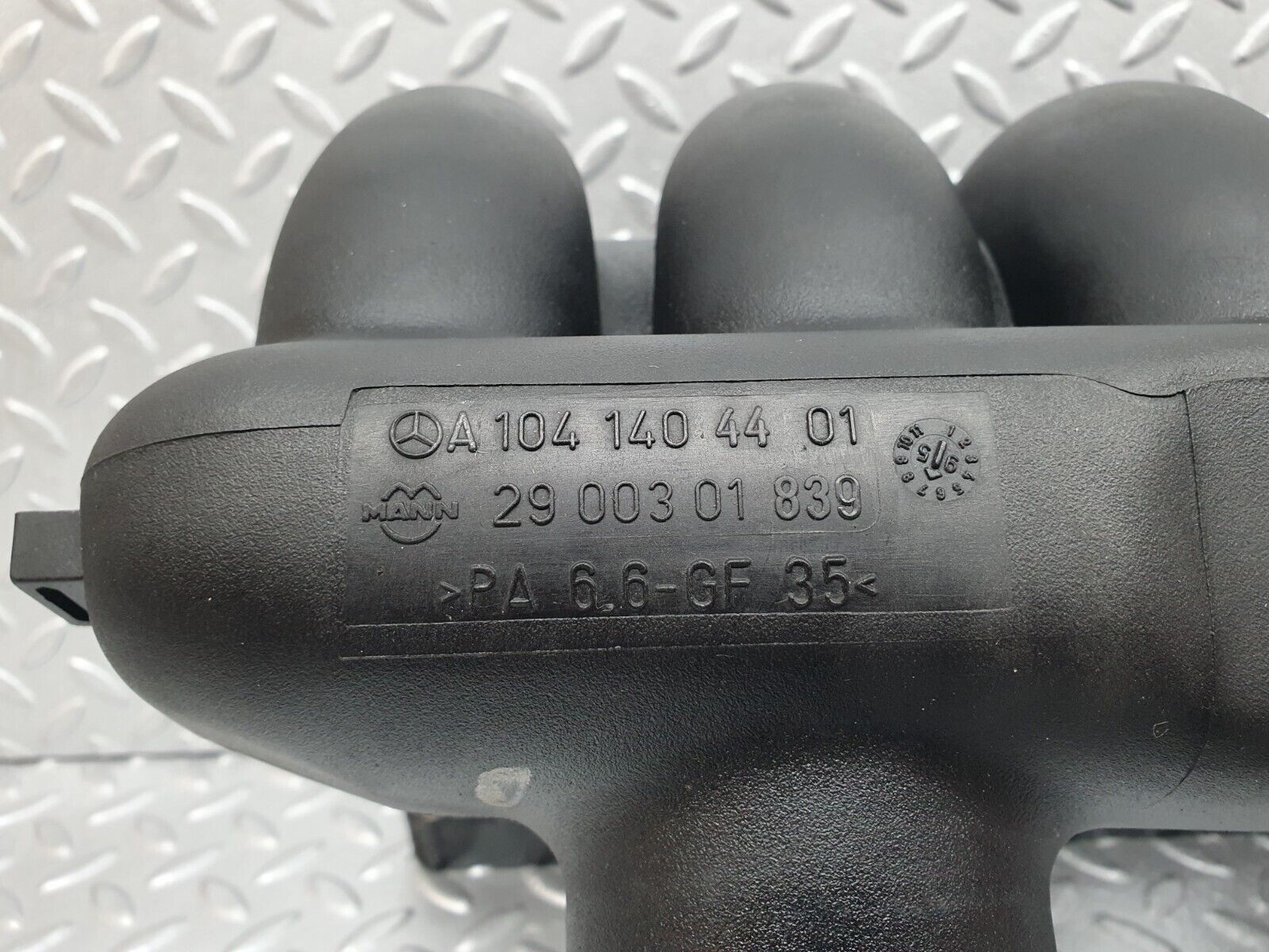 42293 Mercedes-Benz R129 320SL Coupe Air Intake Manifold 1041404401