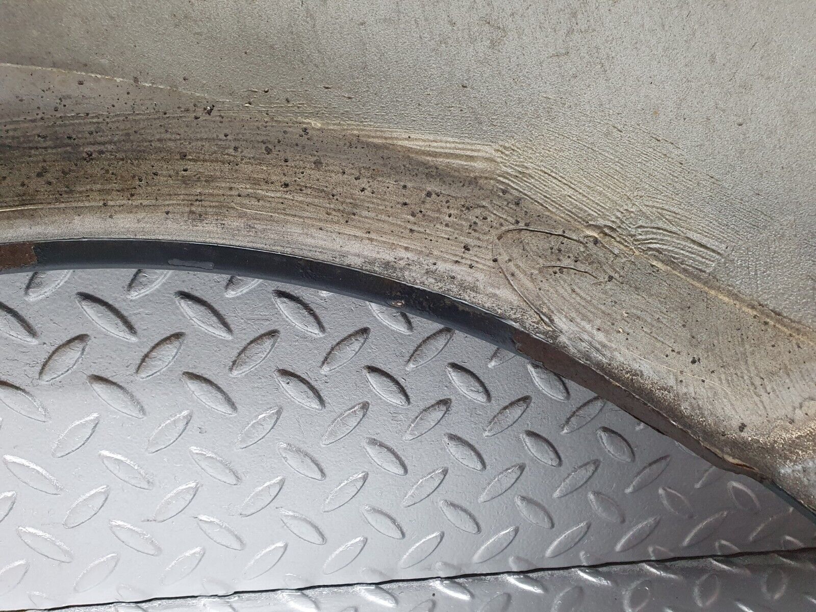 41818 Mercedes-Benz W202 C200 Front Right Fender Wing