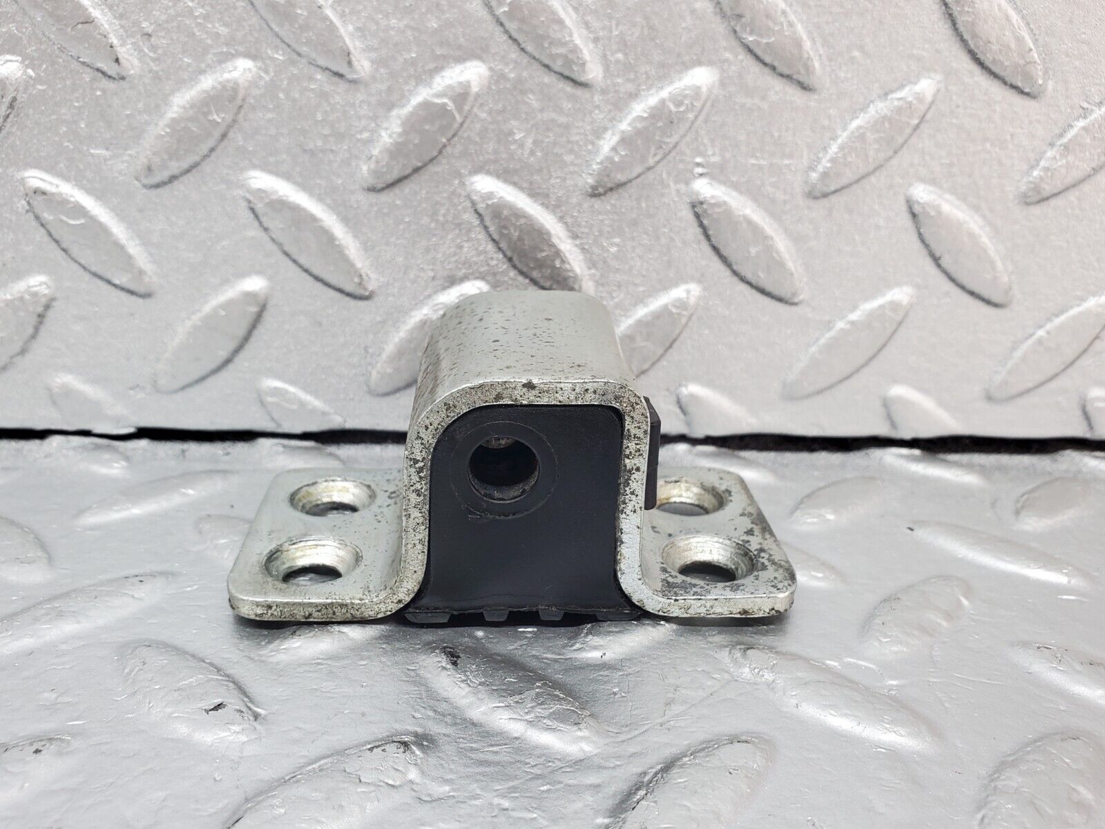 44342 Mercedes-Benz W123 280E Left Door Lock Latch