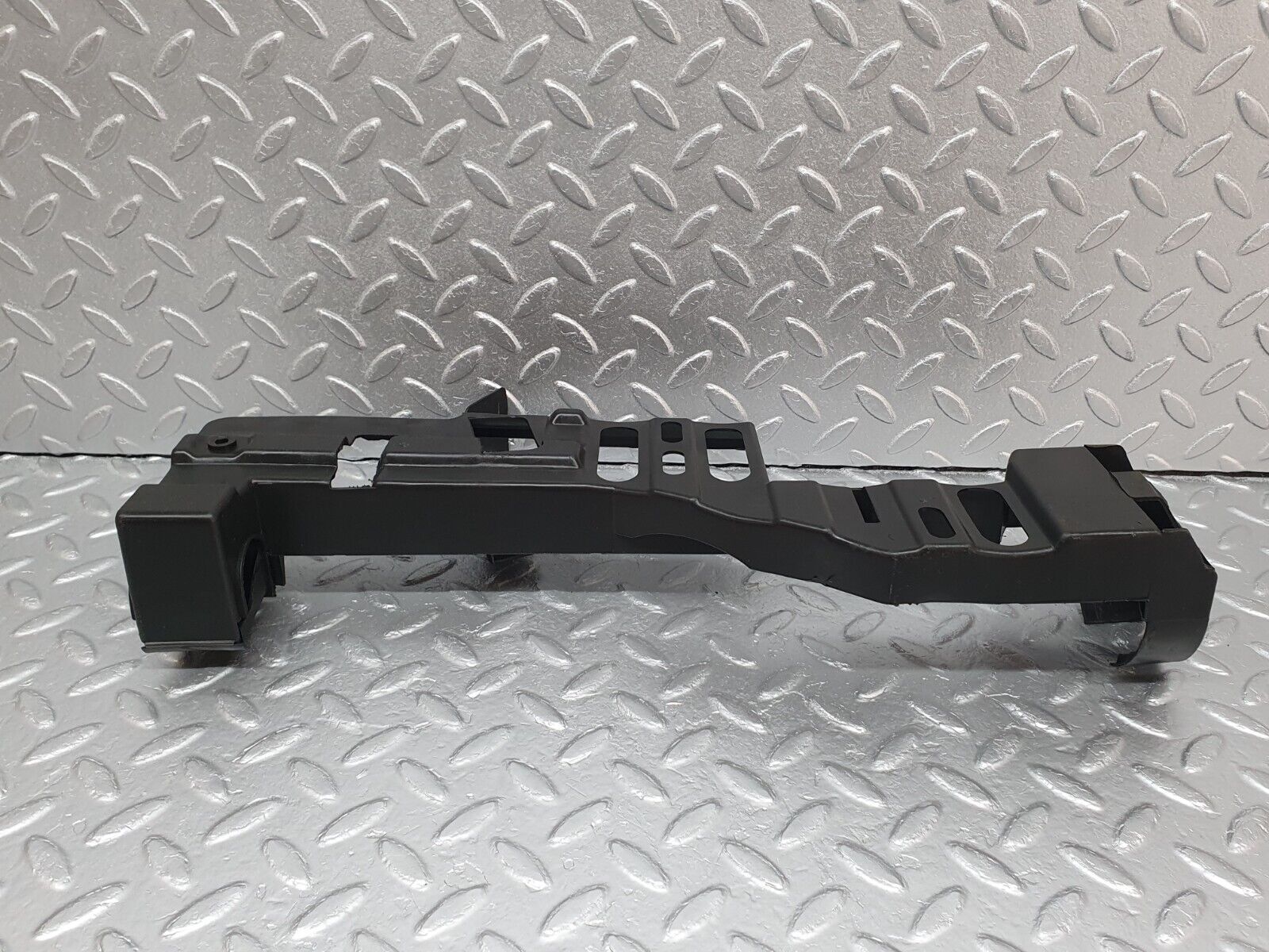 41737 Mercedes-Benz W202 C200 Car Jack Holder Cover 2028990414