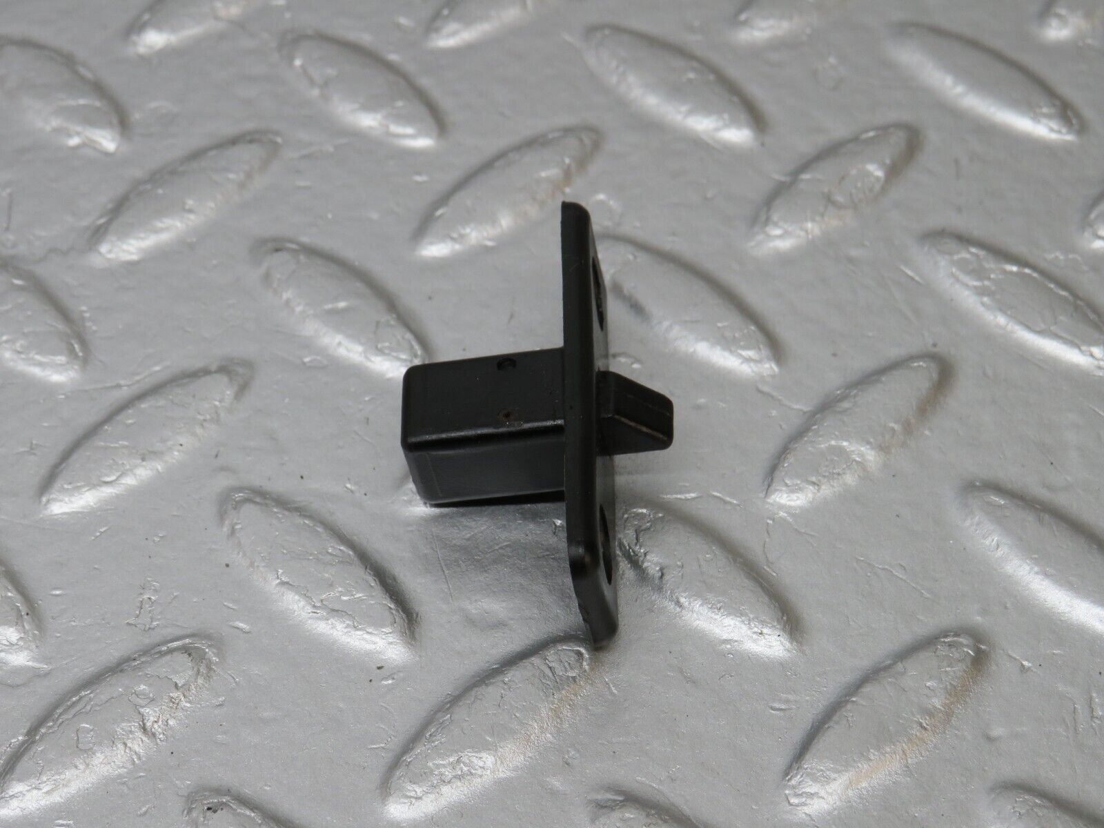 39837 Mercedes-Benz R107 350SL Glove Box Lock 1076890025