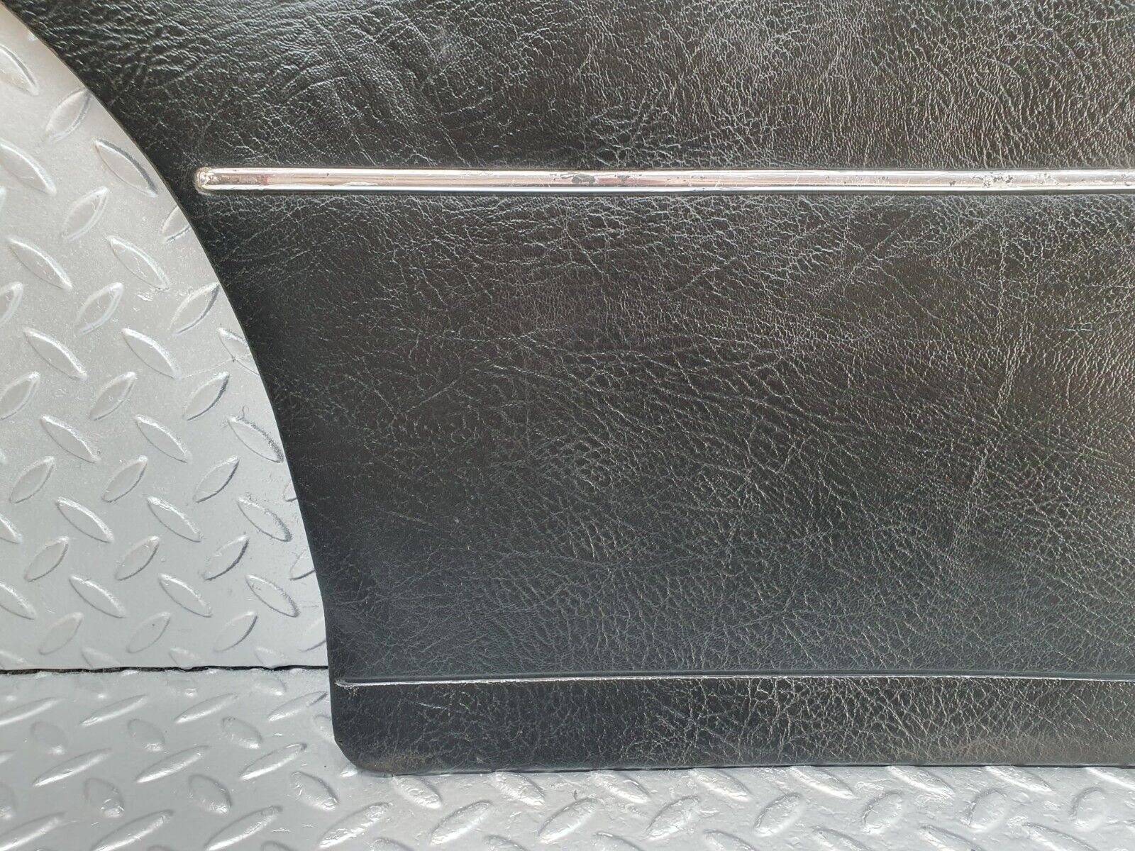 43322 Mercedes-Benz W108 280SE Rear Left Door Card Black