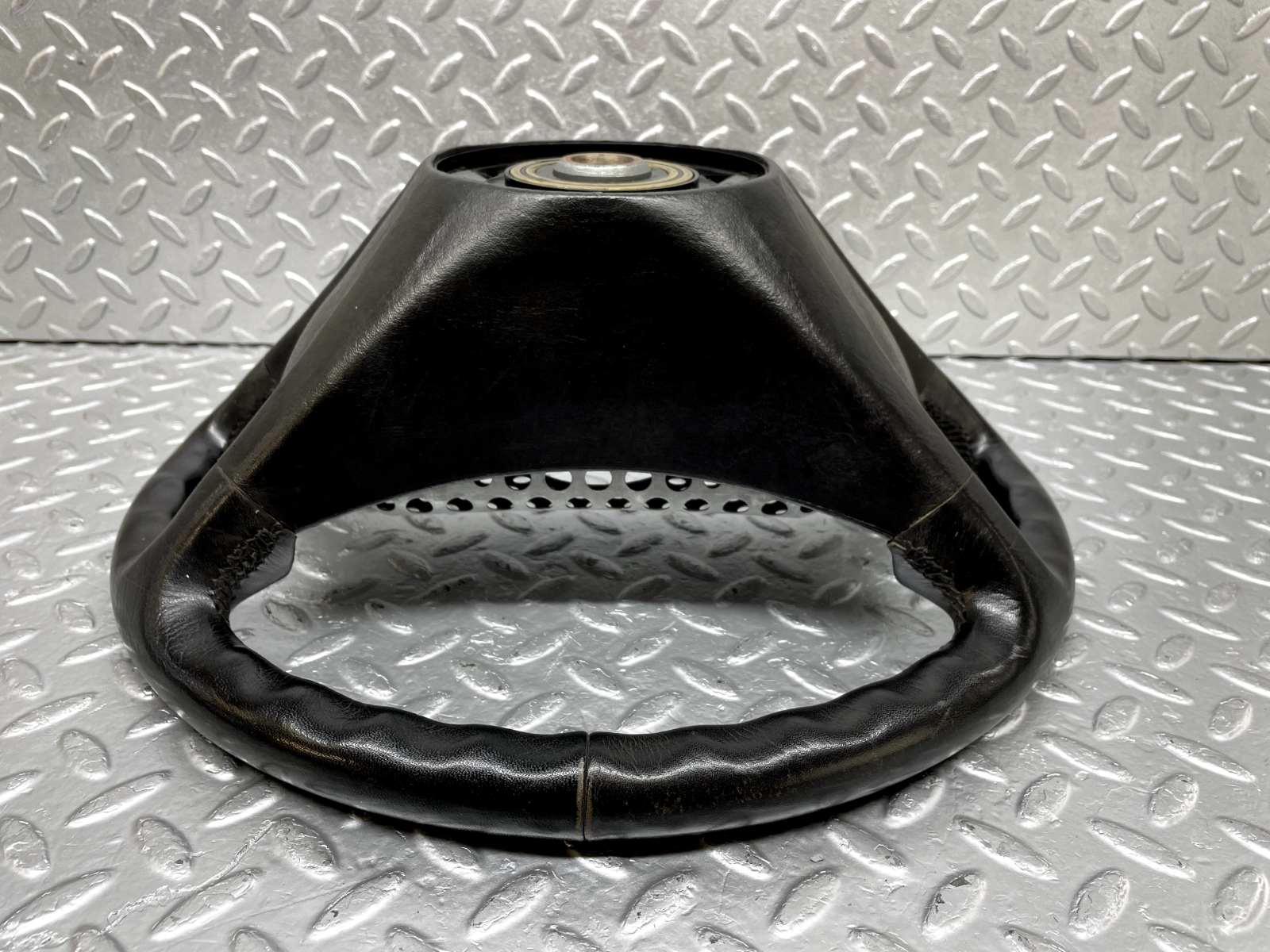 44246 Mercedes-Benz W124 Leather Steering Wheel 1264640017