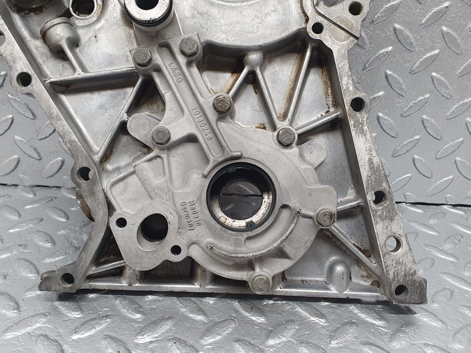 44002 Mercedes-Benz C123 230CE Coupe Engine Timing - Oil Pump Cover 1020150701