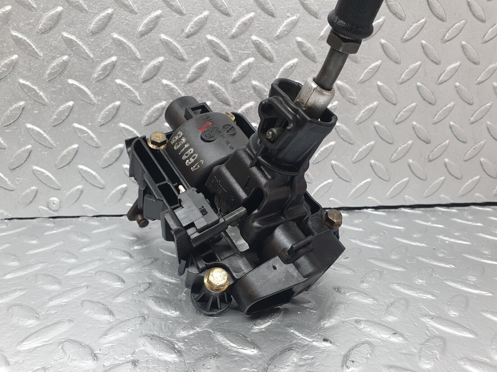 42863 Mercedes-Benz W201 190 2.0L Manual Gear Selector 1242670140 1242601094 2012670480