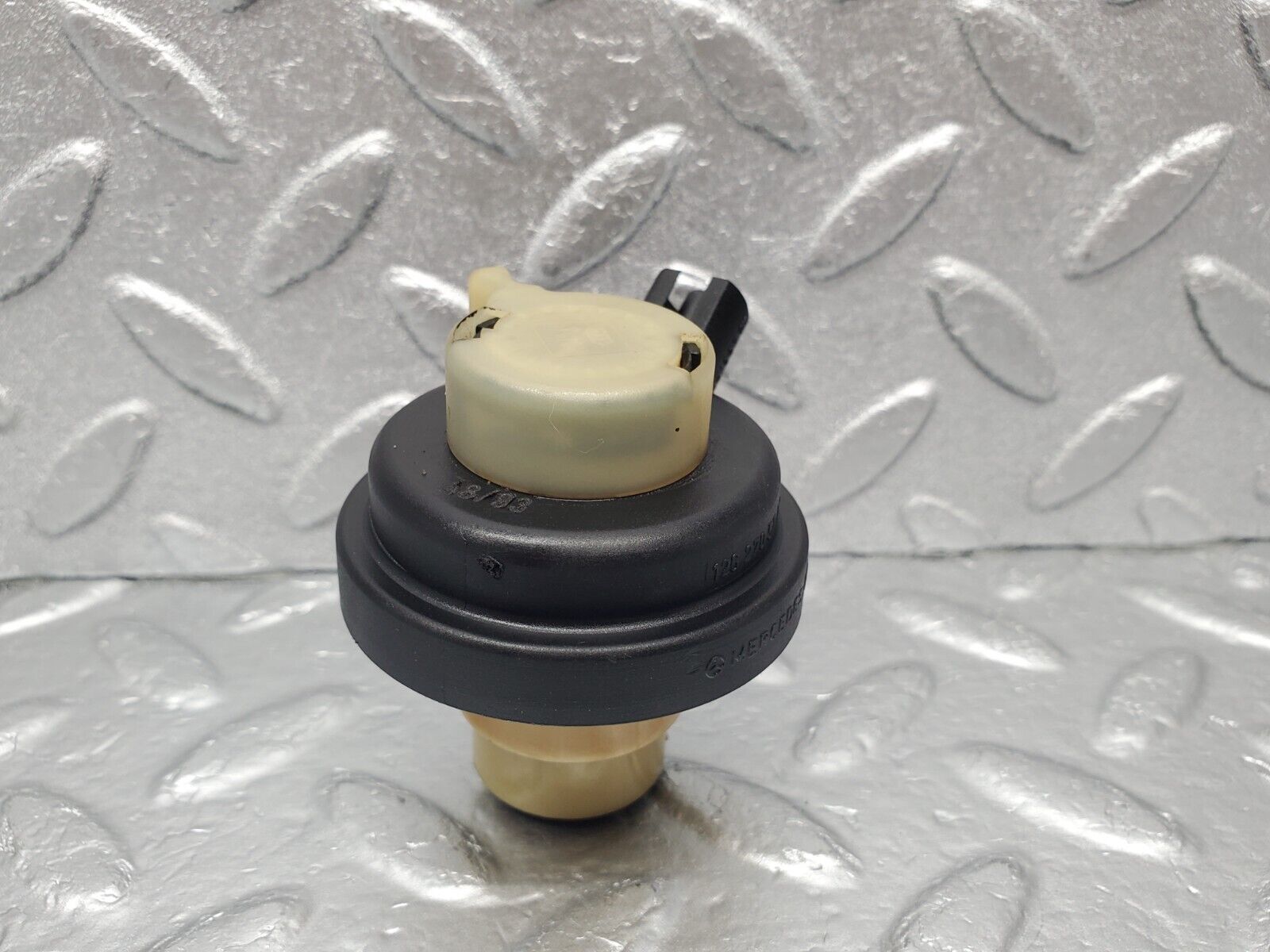 46310 Mercedes-Benz W124 280E Automatic Gearbox Pressure Valve 722.433 1262705779