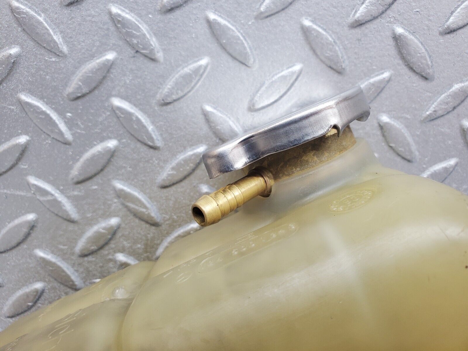 44783 Mercedes-Benz W124 220E Coolant Reservoir Tank 1245001349 1245000406