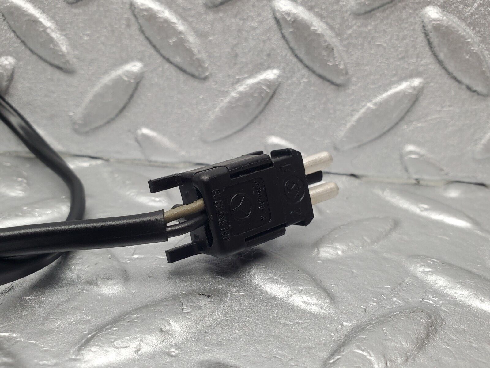 46055 Mercedes-Benz W126 420SE Temperature Sensor 0085450928