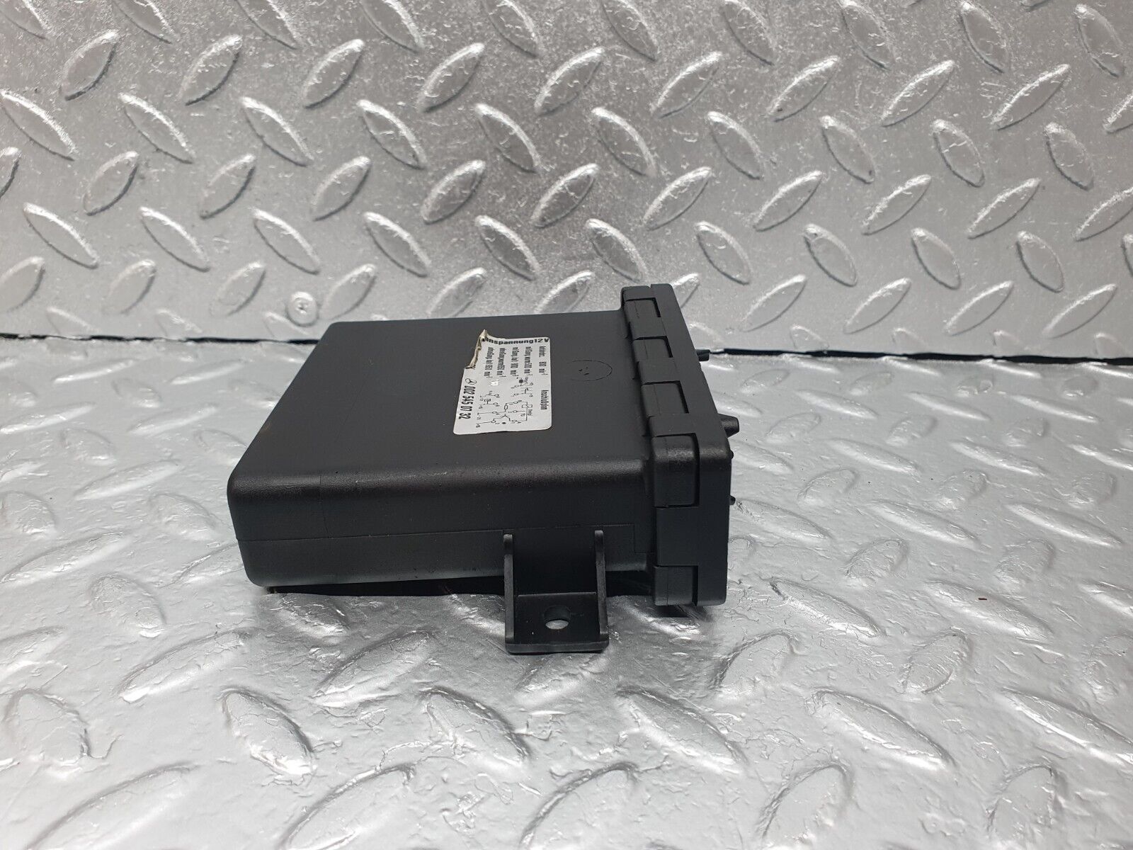 43519 Mercedes-Benz C126 300SEC Coupe Idle Control Module Unit 0025450732