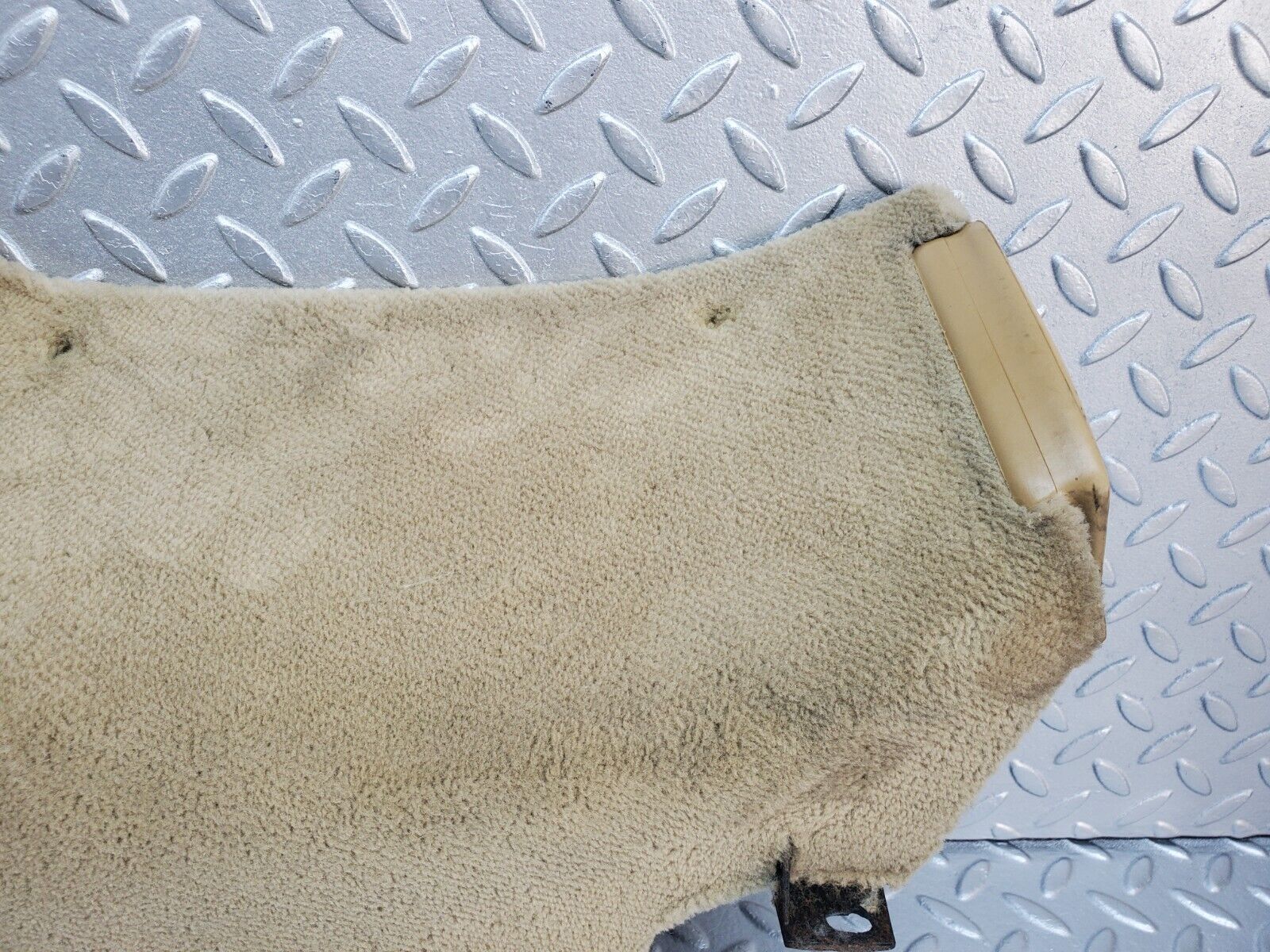 45691 Mercedes-Benz W126 420SE Under Dash Panel Right Beige 1268305244 1268307044