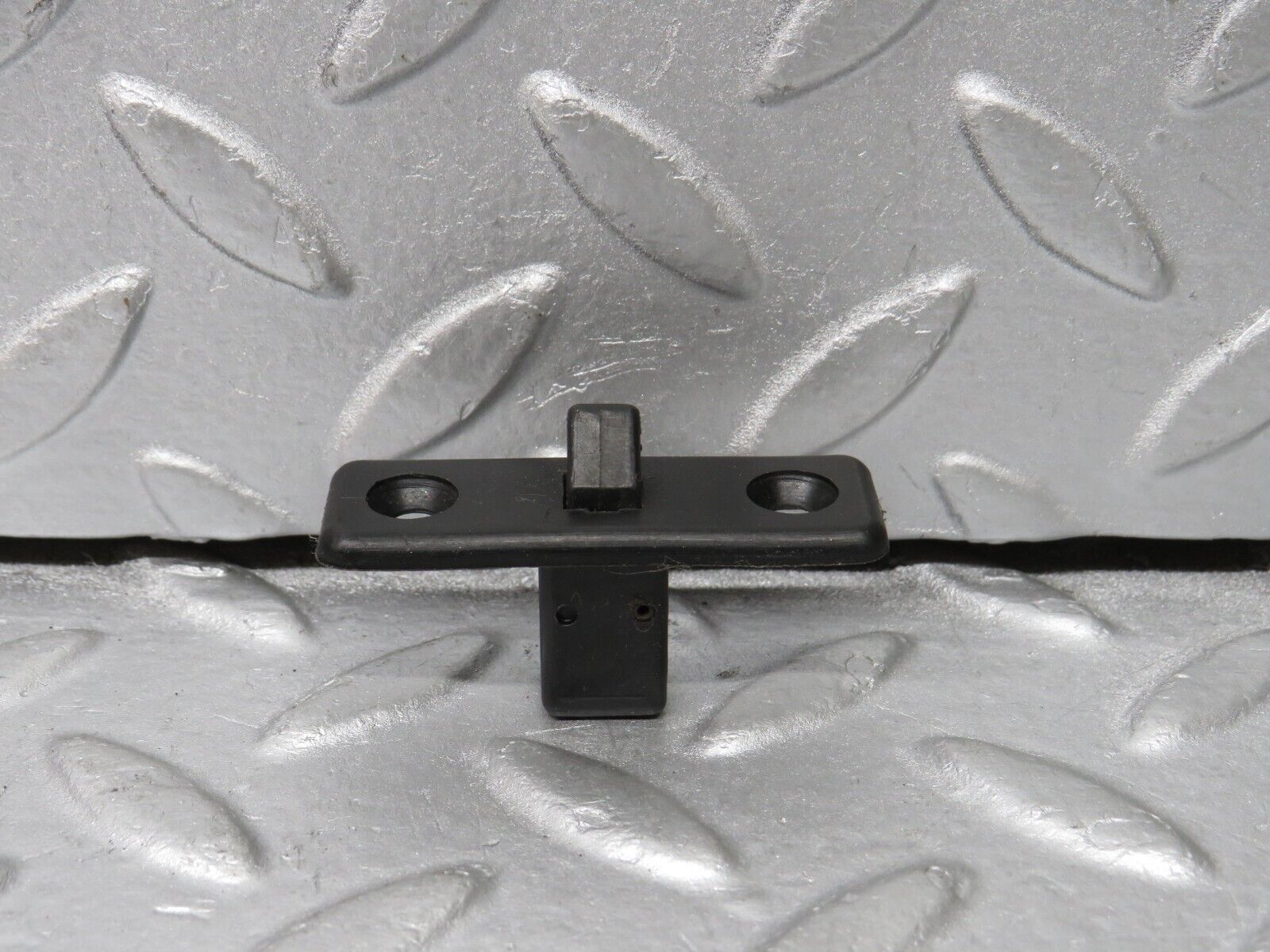 39289 Mercedes-Benz R107 500SL Glove Box Lock 1076890025