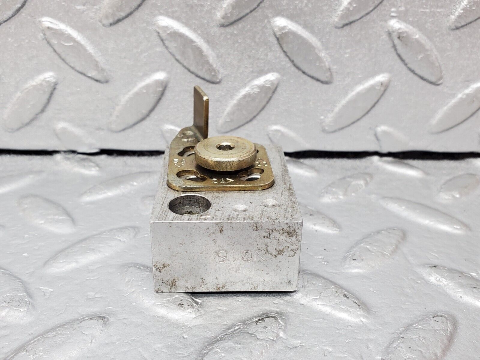 45324 Mercedes-Benz R129 300SL Coupe Soft Top Hydraulic Valve