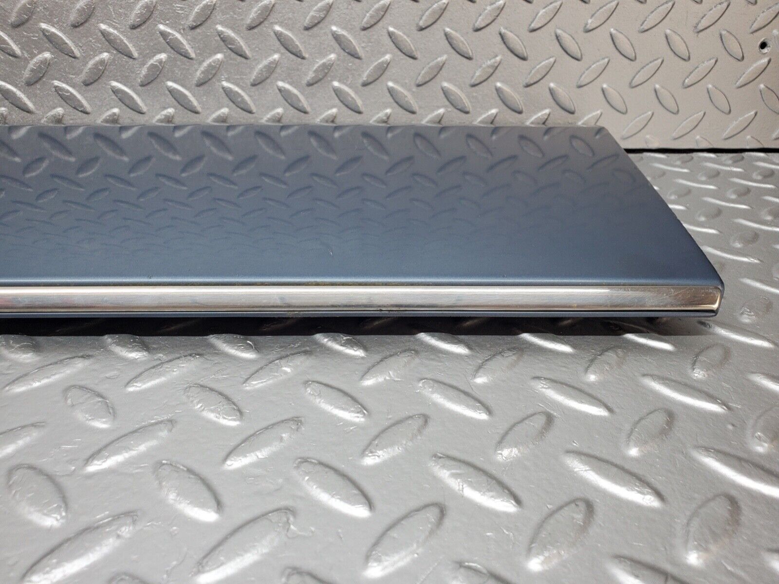 44642 Mercedes-Benz W124 220E Front Right Door Lower Trim 1246901640