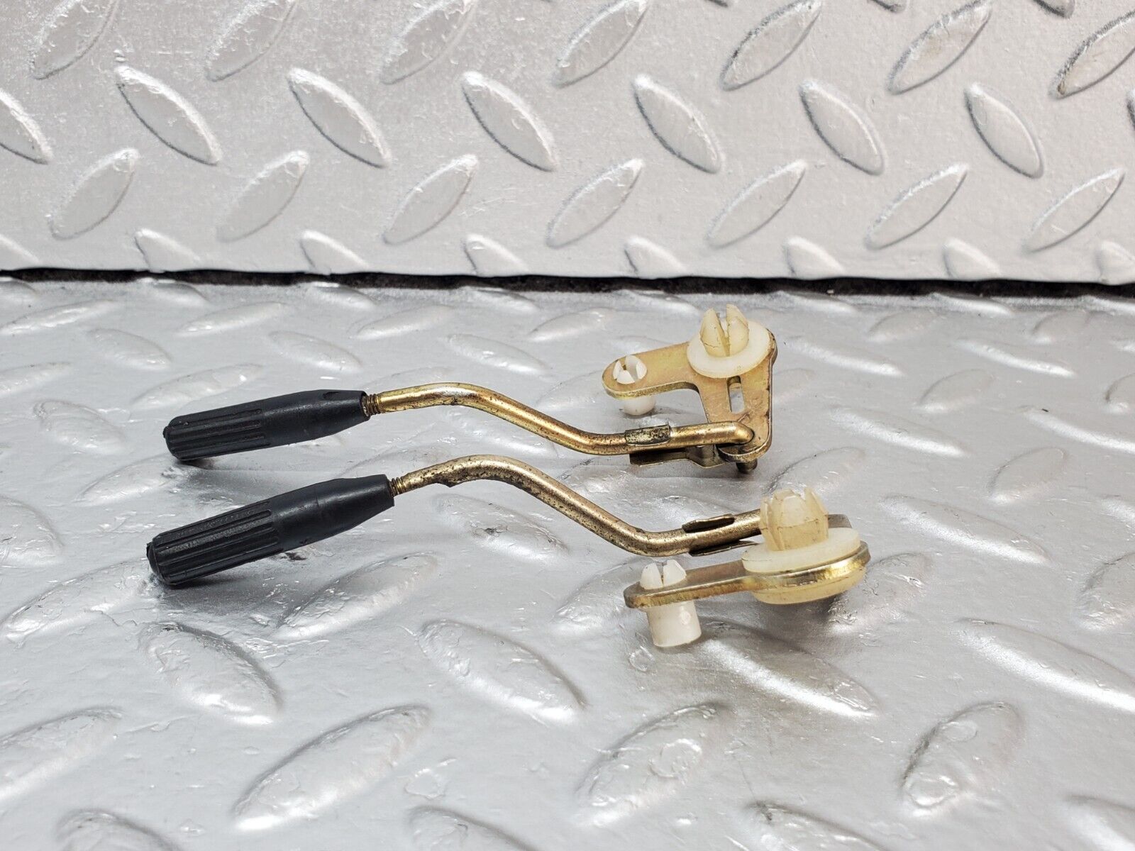 44437 Mercedes-Benz W123 280E Rear Door Lock Knob Pair