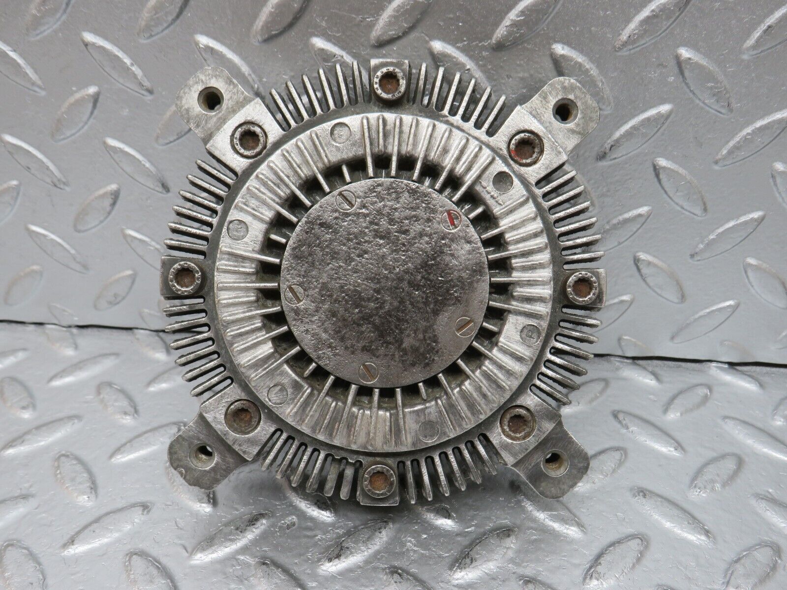 32769 Mercedes-Benz C107 R107 350 V8 Engine Cooling Fan Clutch