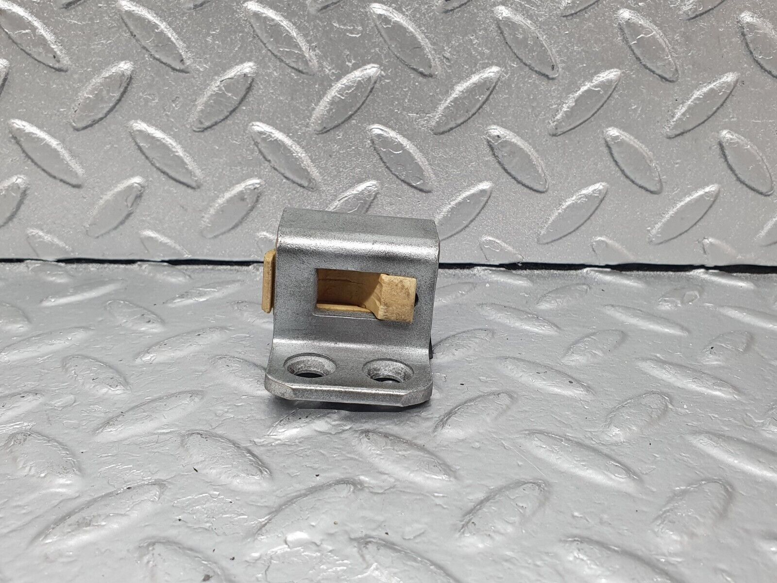 43563 Mercedes-Benz C126 380SEC Coupe Door Lock Latch Right Side