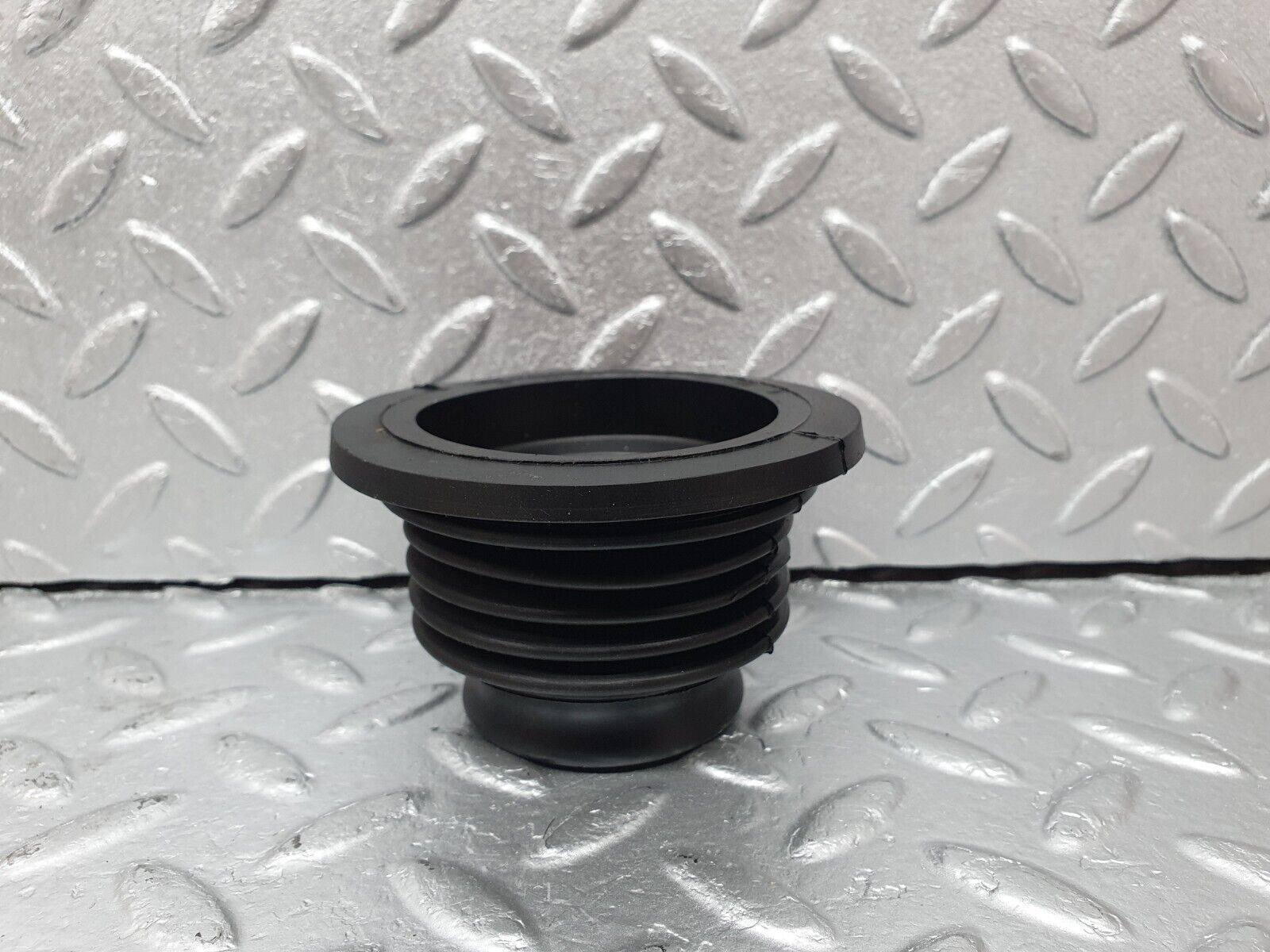 41602 Mercedes-Benz W124 200E Steering Column Rubber 1244620396