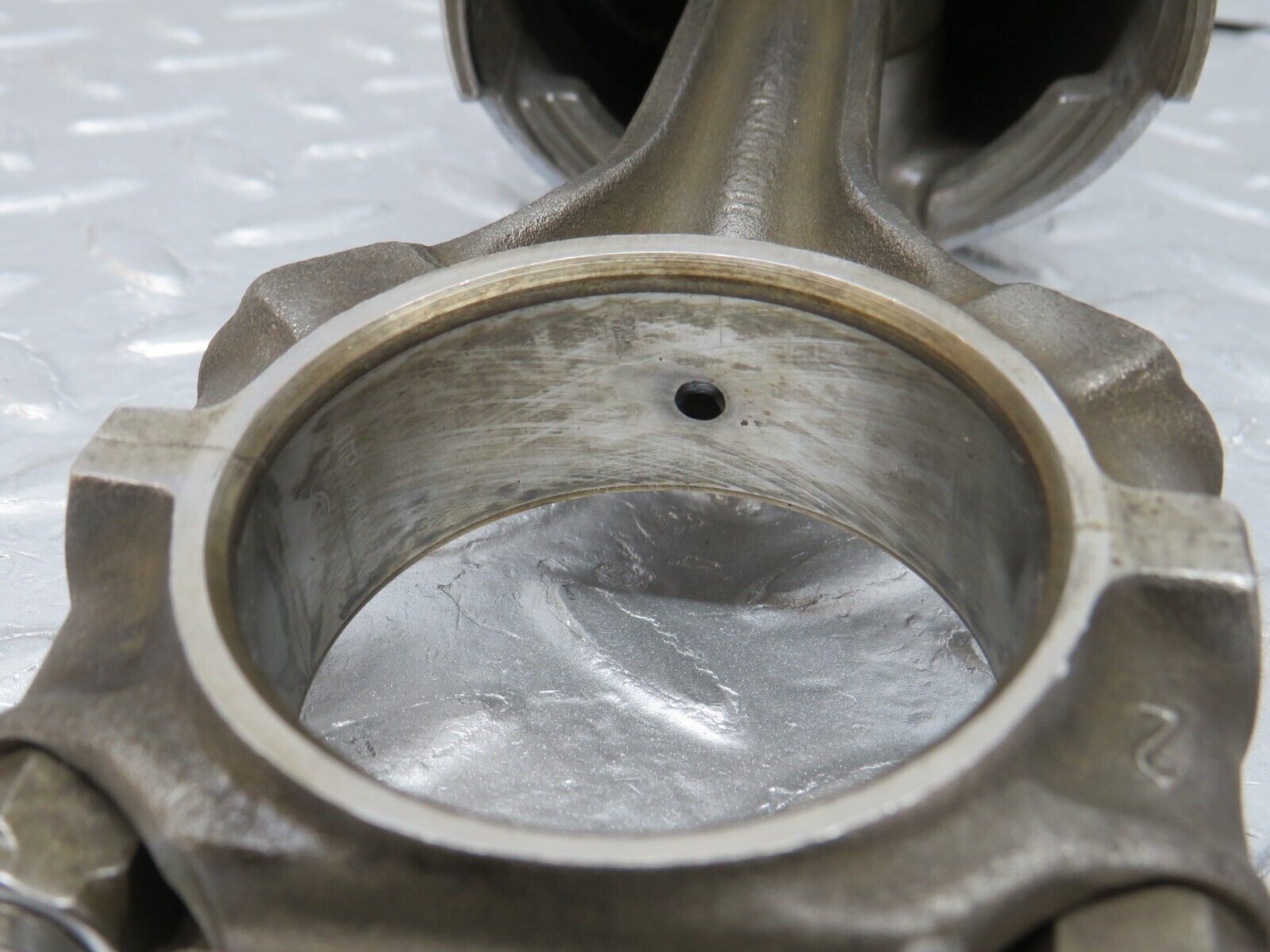 33036 Mercedes-Benz C107 R107 350 V8 Piston With Connecting Rod 92mm 11607