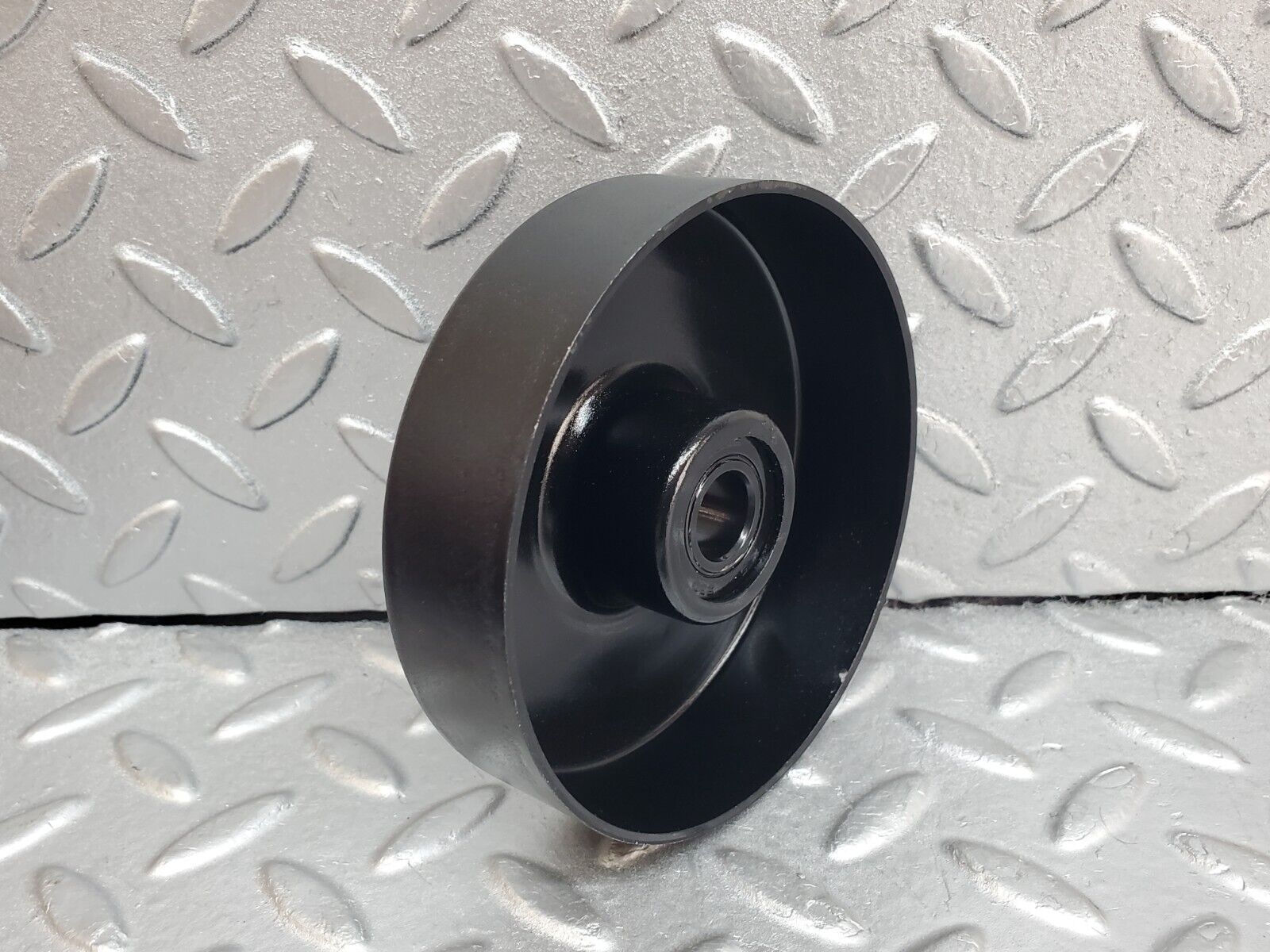 44765 Mercedes-Benz W124 220E Belt Tensioner Pulley 1112000070