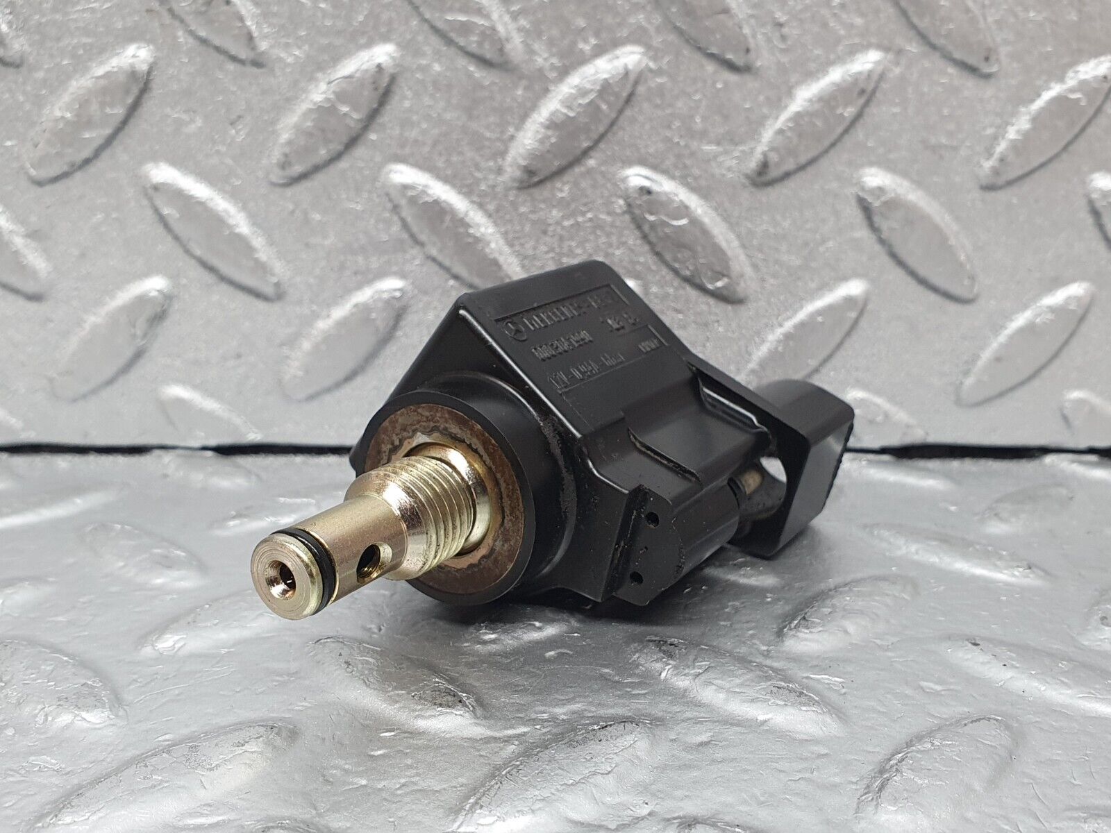 44077 Mercedes-Benz C123 230CE Coupe Automatic Gearbox Solenoid 722.401 0003041990