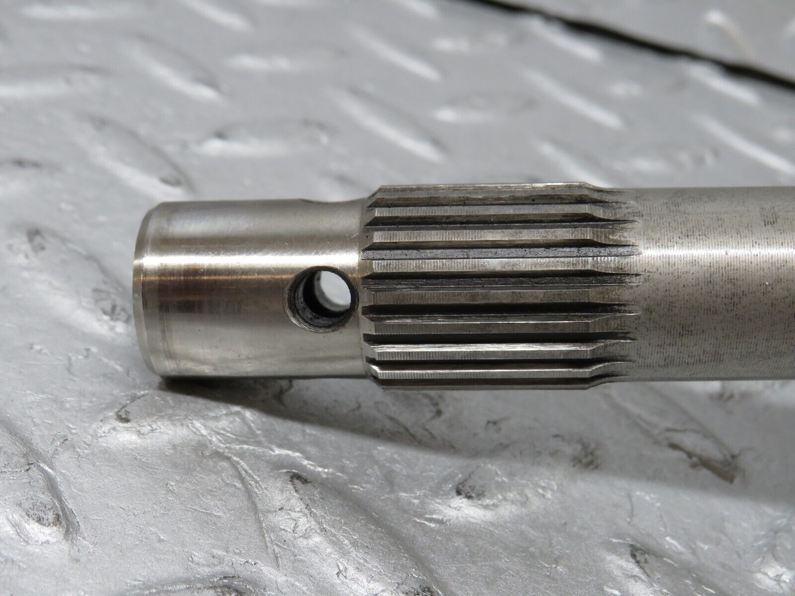 36442 Mercedes-Benz R107 450SL Automatic Gearbox Shaft