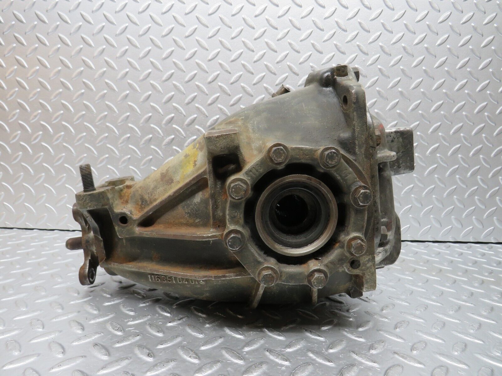 33021 Mercedes-Benz C107 R107 350 V8 Rear Differential Ratio 3.46 1163510401