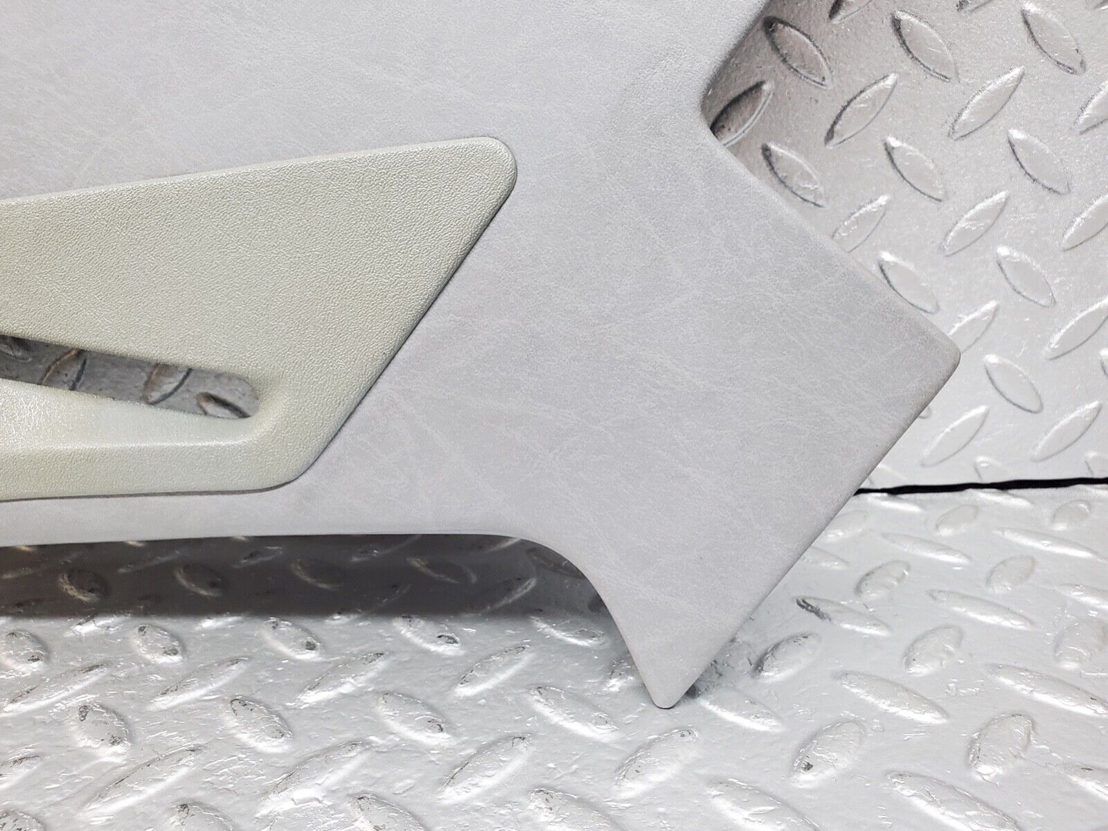 44637 Mercedes-Benz W124 220E C Pillar Cover Panel Right Side Grey 1246950830