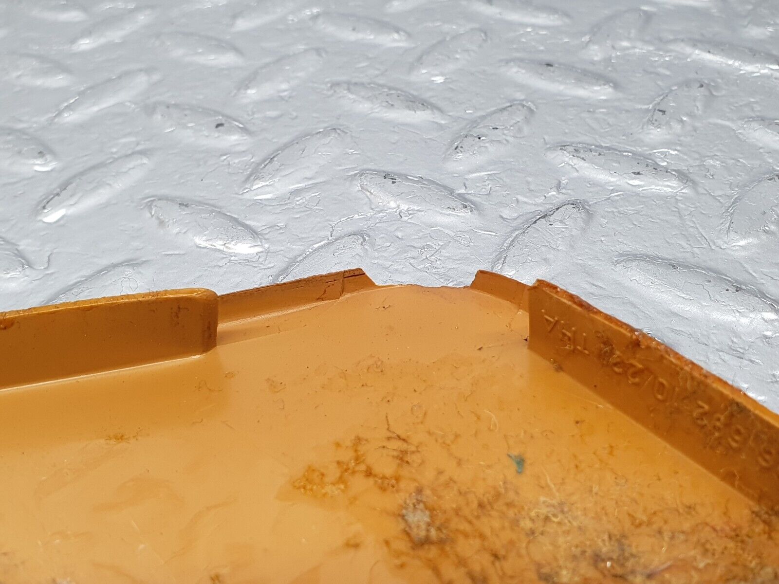 43781 Mercedes-Benz C126 380SEC Coupe Seat Belt Presenter Cover Trim Right 1266921022