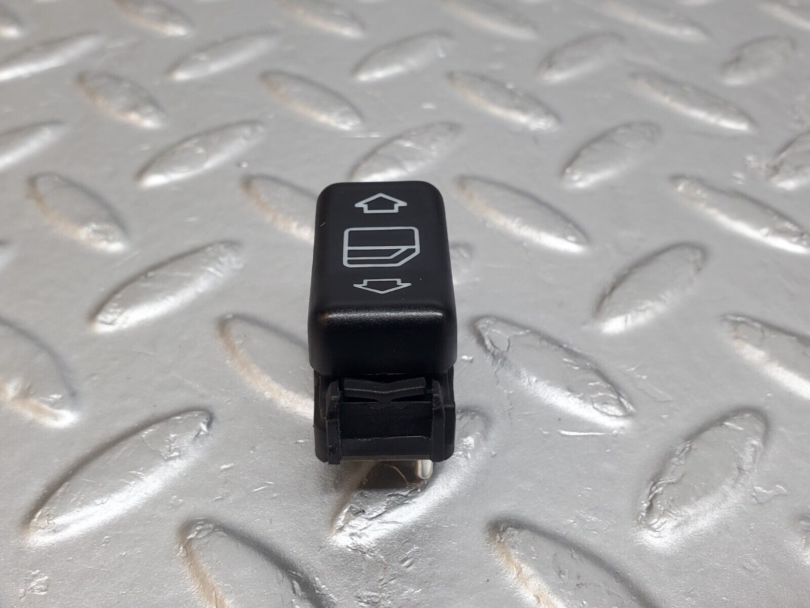 44716 Mercedes-Benz W124 220E Electric Window Switch Left Side 1248209310