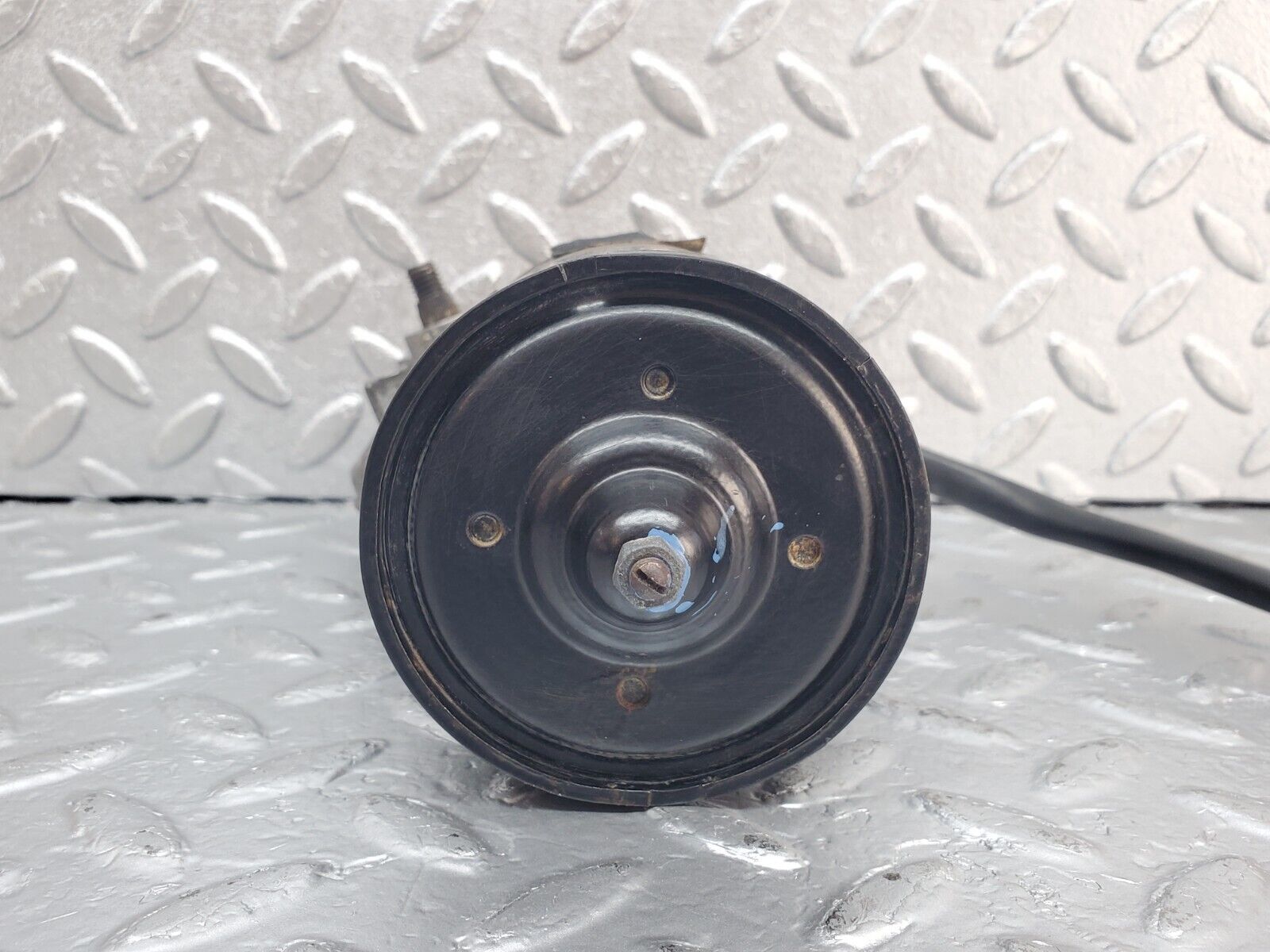 44424 Mercedes-Benz W123 280E Wiper Motor Bosch 0390341077