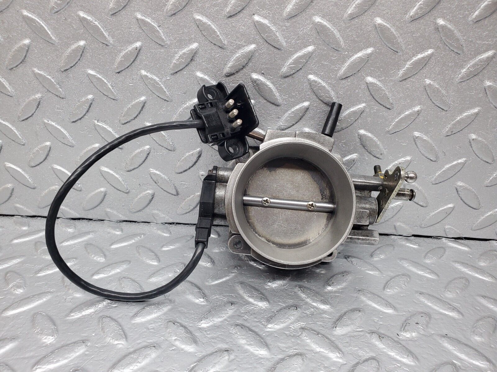 45089 Mercedes-Benz R129 300SL Coupe Throttle Body Valve 0021402053 0065451824