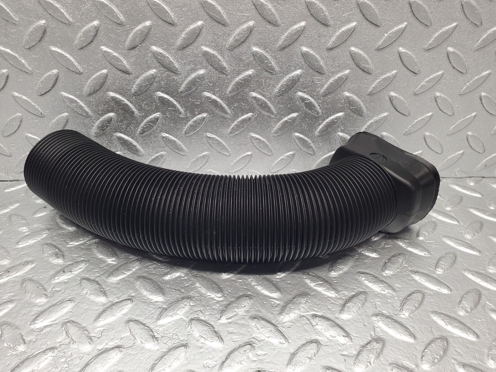 46870 Mercedes-Benz R129 320SL Coupe Air Intake Duct Pipe 1298310446