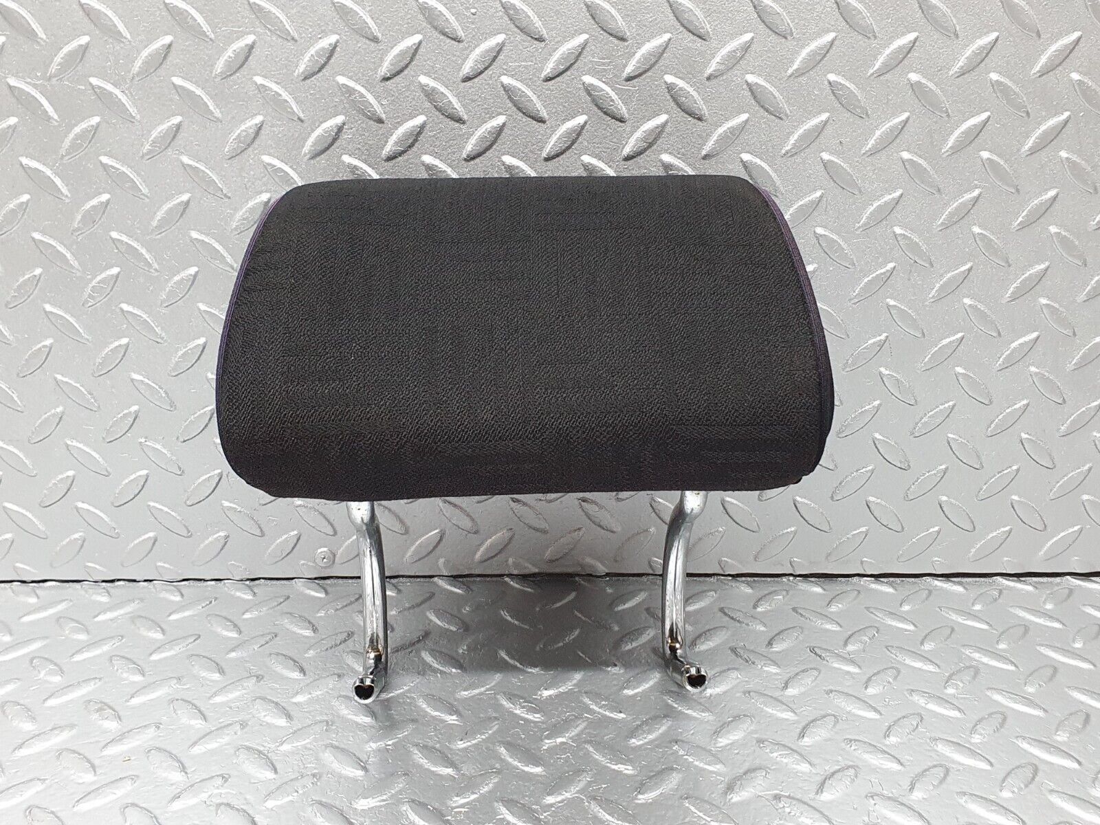 41828 Mercedes-Benz W202 C200 Rear Left Headrest