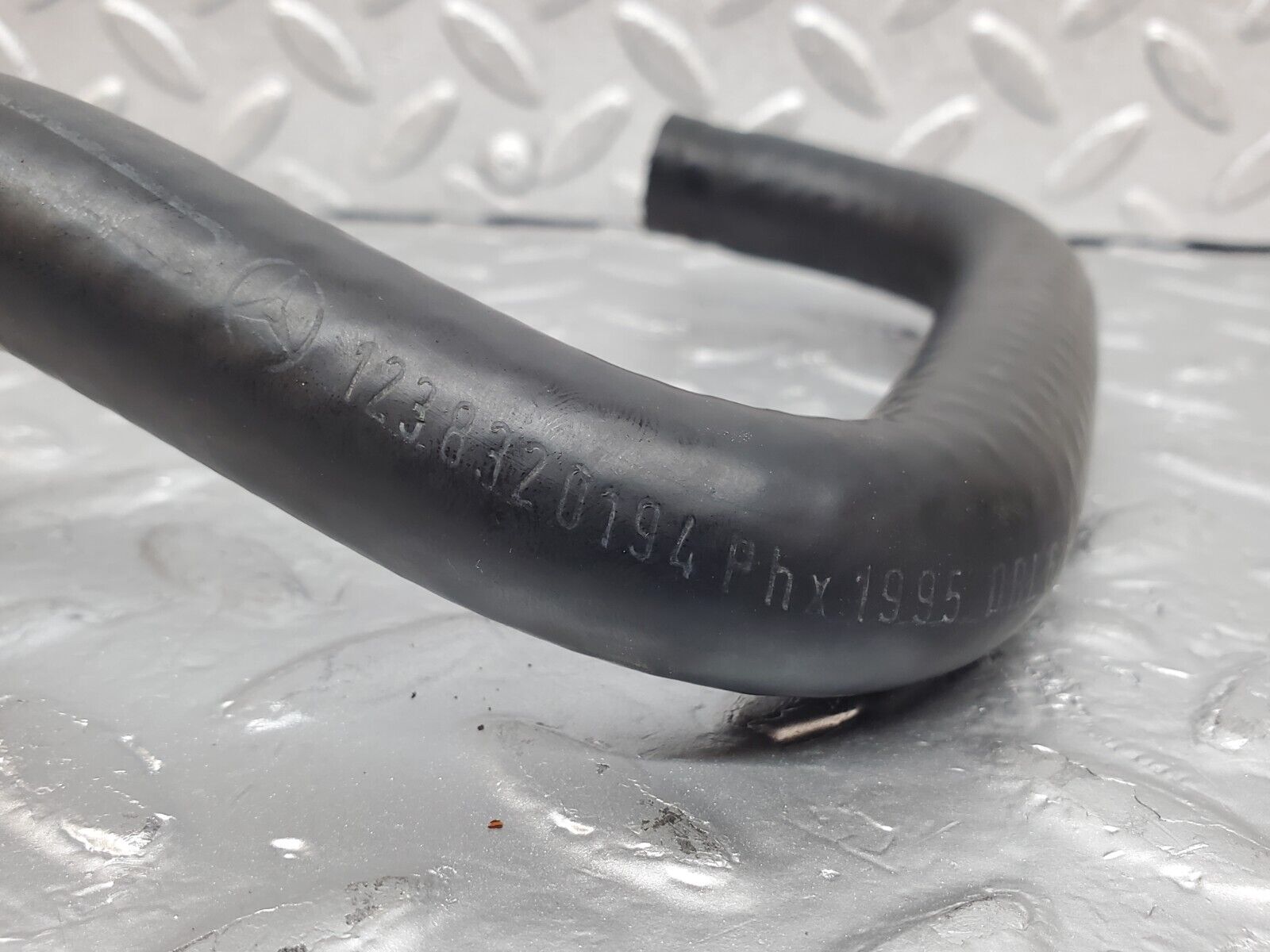 44455 Mercedes-Benz W123 280E Heater Valve Hose 1238320194