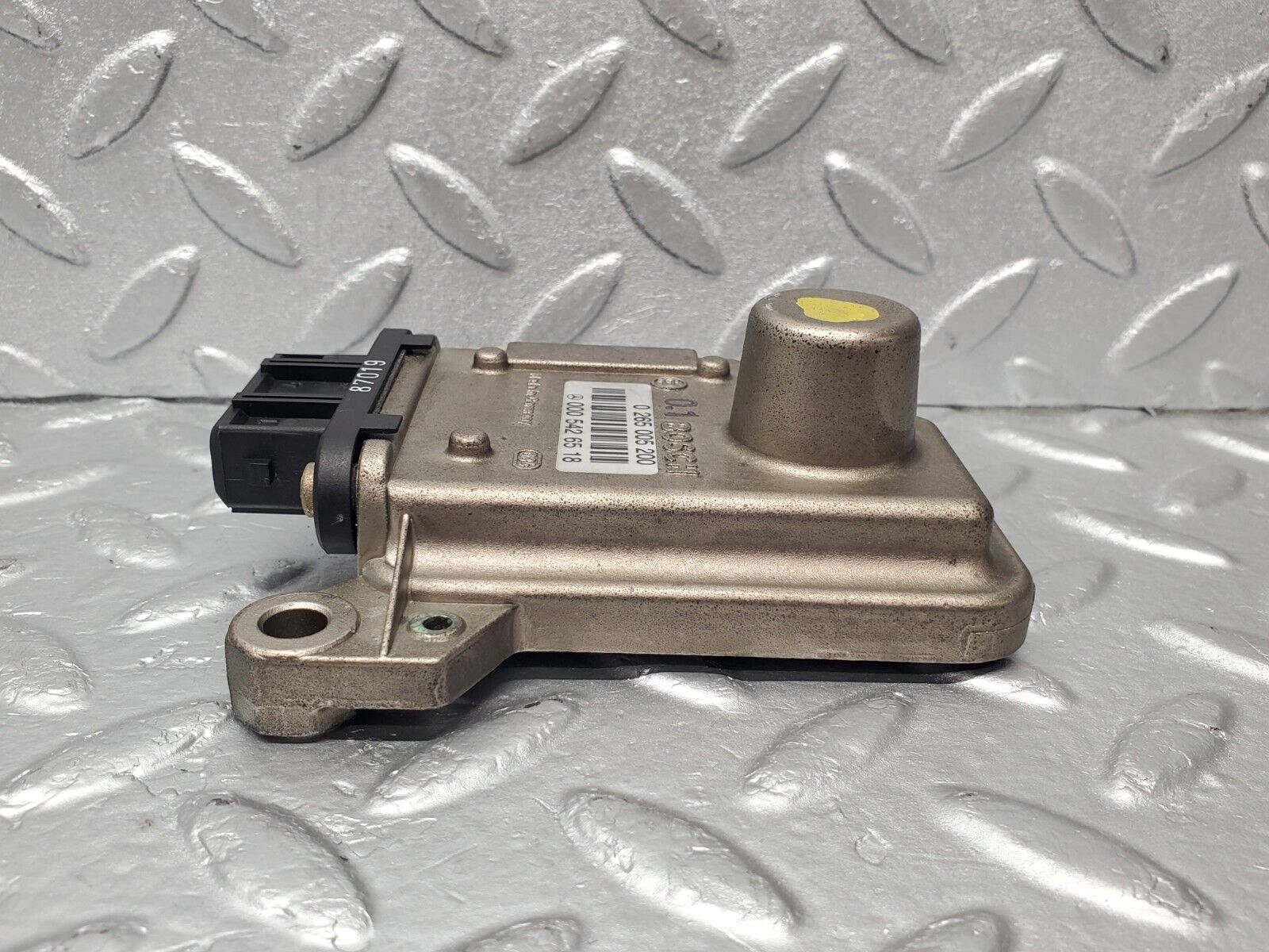 46785 Mercedes-Benz R129 320SL Coupe ESP Turn Rate Sensor 0005426518 0265005200