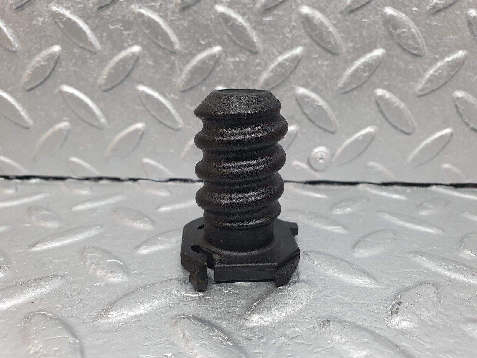 42080 Mercedes-Benz W202 C200 Spare Wheel Holder 1248980765