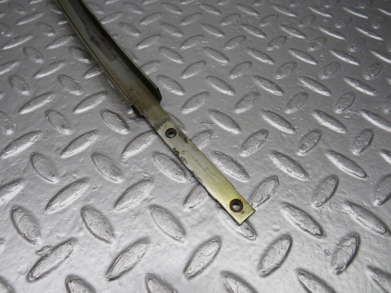 39138 Mercedes-Benz R107 500SL Front Right Door Window Channel