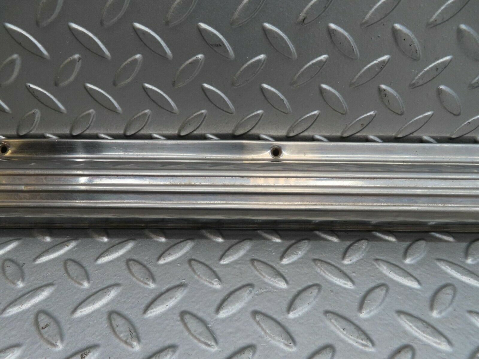 15567 Mercedes-Benz R107 450SL Right Door Sill Chrome