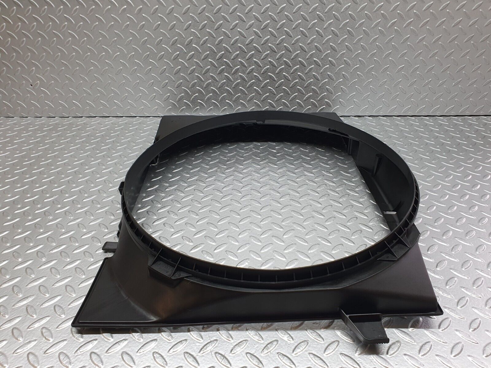 42181 Mercedes-Benz R129 320SL Radiator Fan Shroud Cover 129505115 1295050155