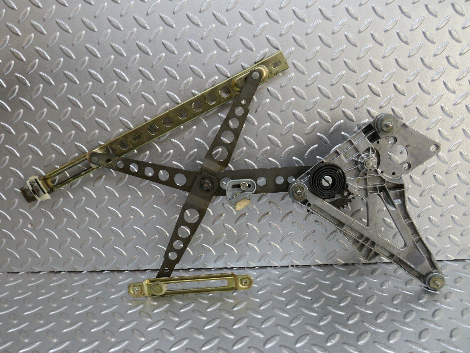 23937 Mercedes-Benz W123 280E Front Left Power Window Regulator 1237202746