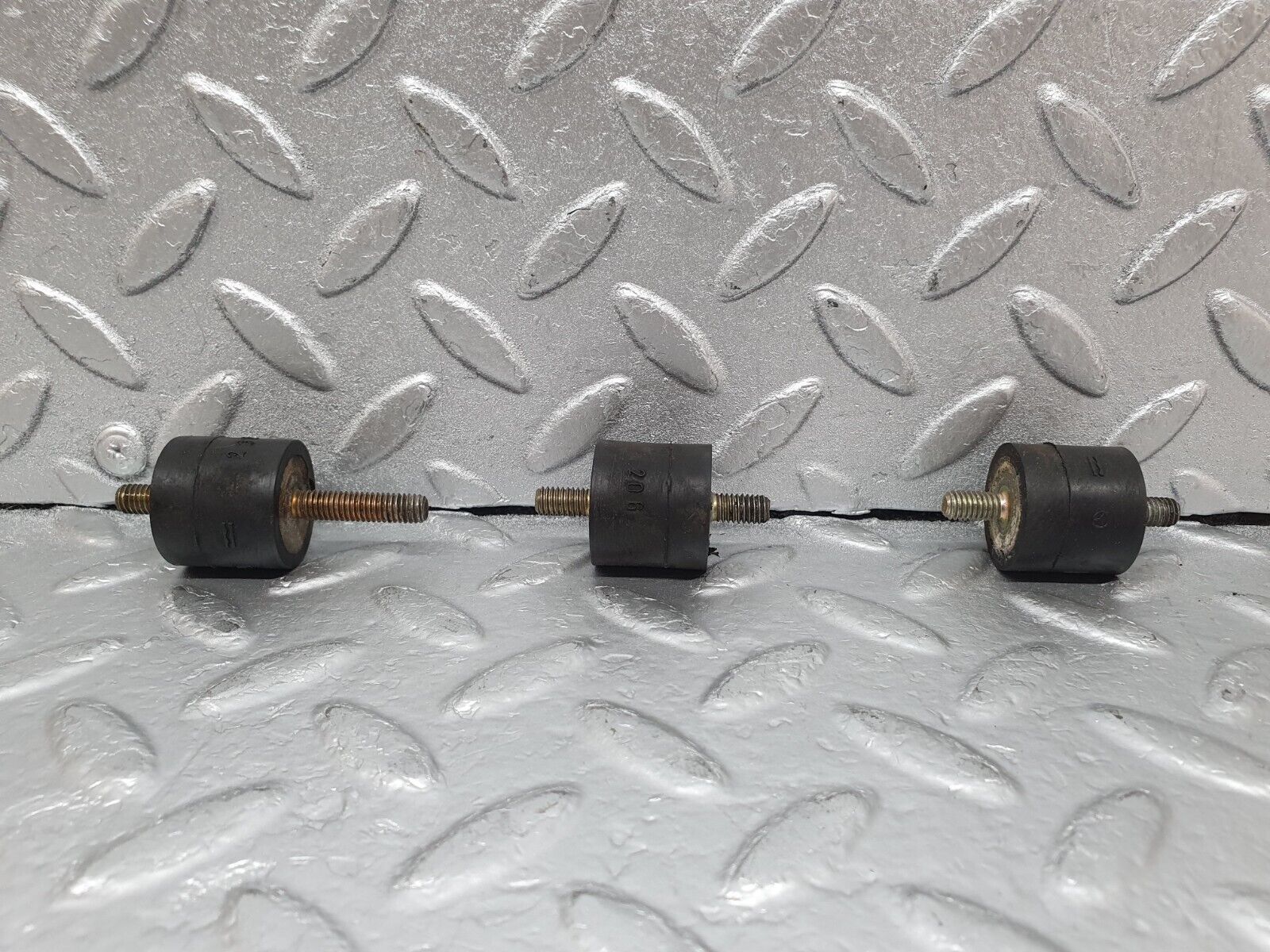 44089 Mercedes-Benz C123 230CE Coupe Air Filter Box Housing Holder 3x