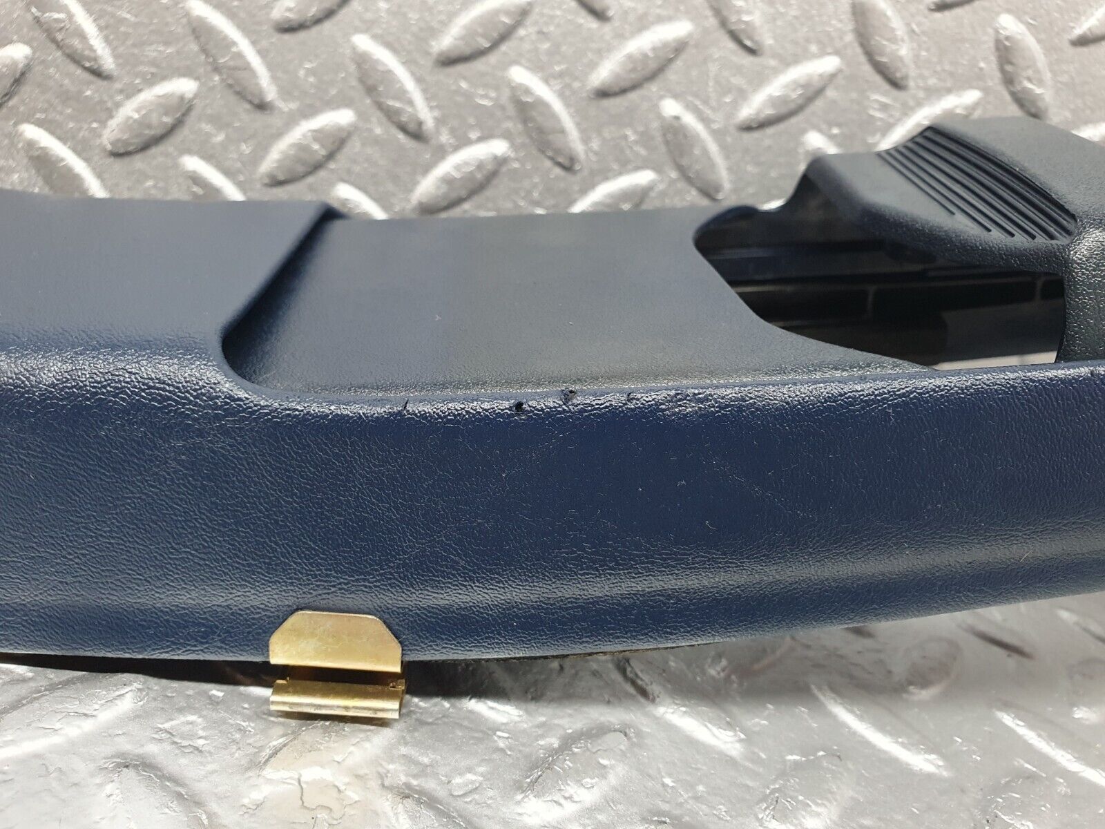 42654 Mercedes-Benz W201 190 2.0L B Pillar Cover Left Blue 2016921789 2016920044