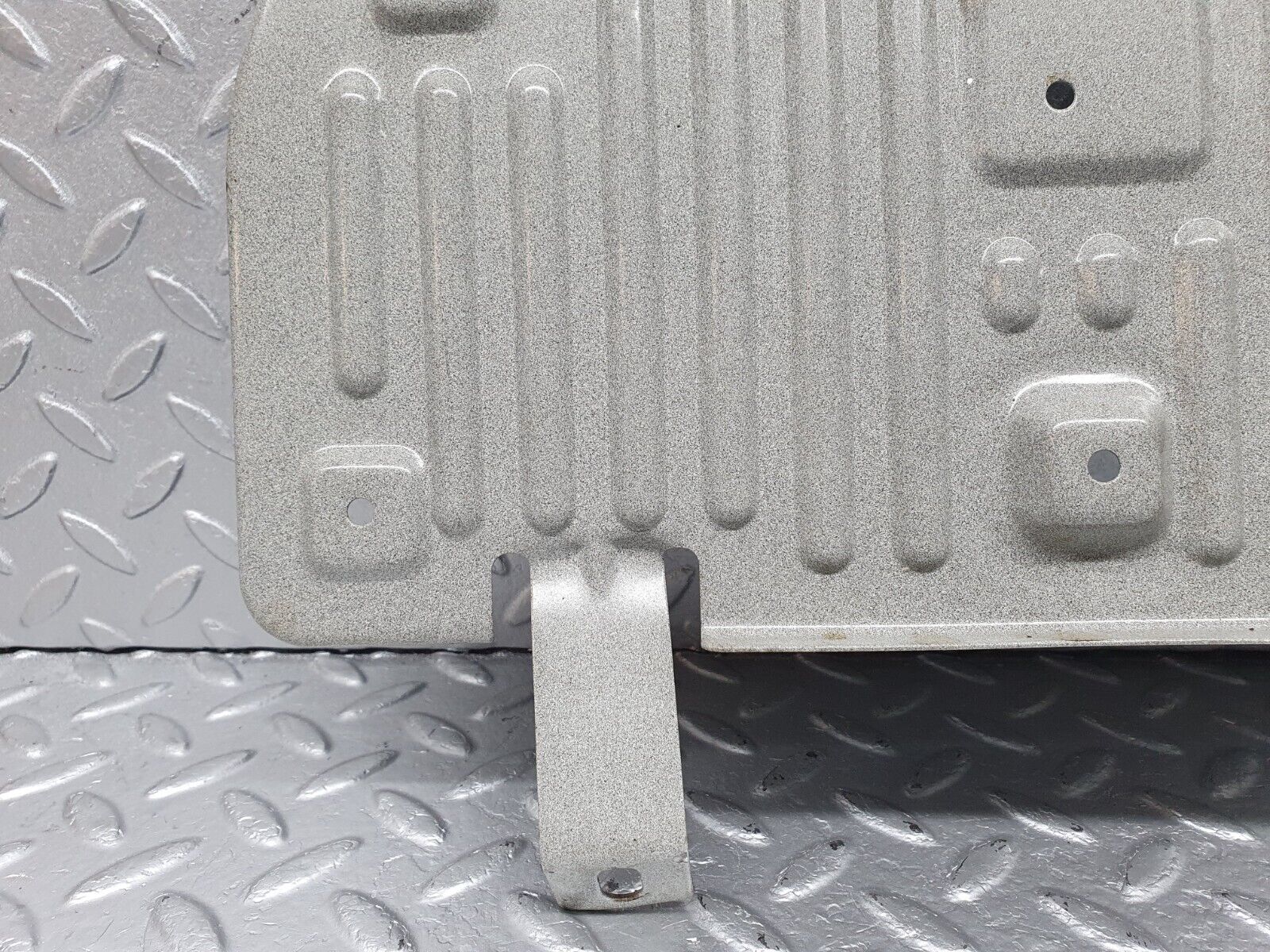 41933 Mercedes-Benz W202 C200 Front Left Floor Cover