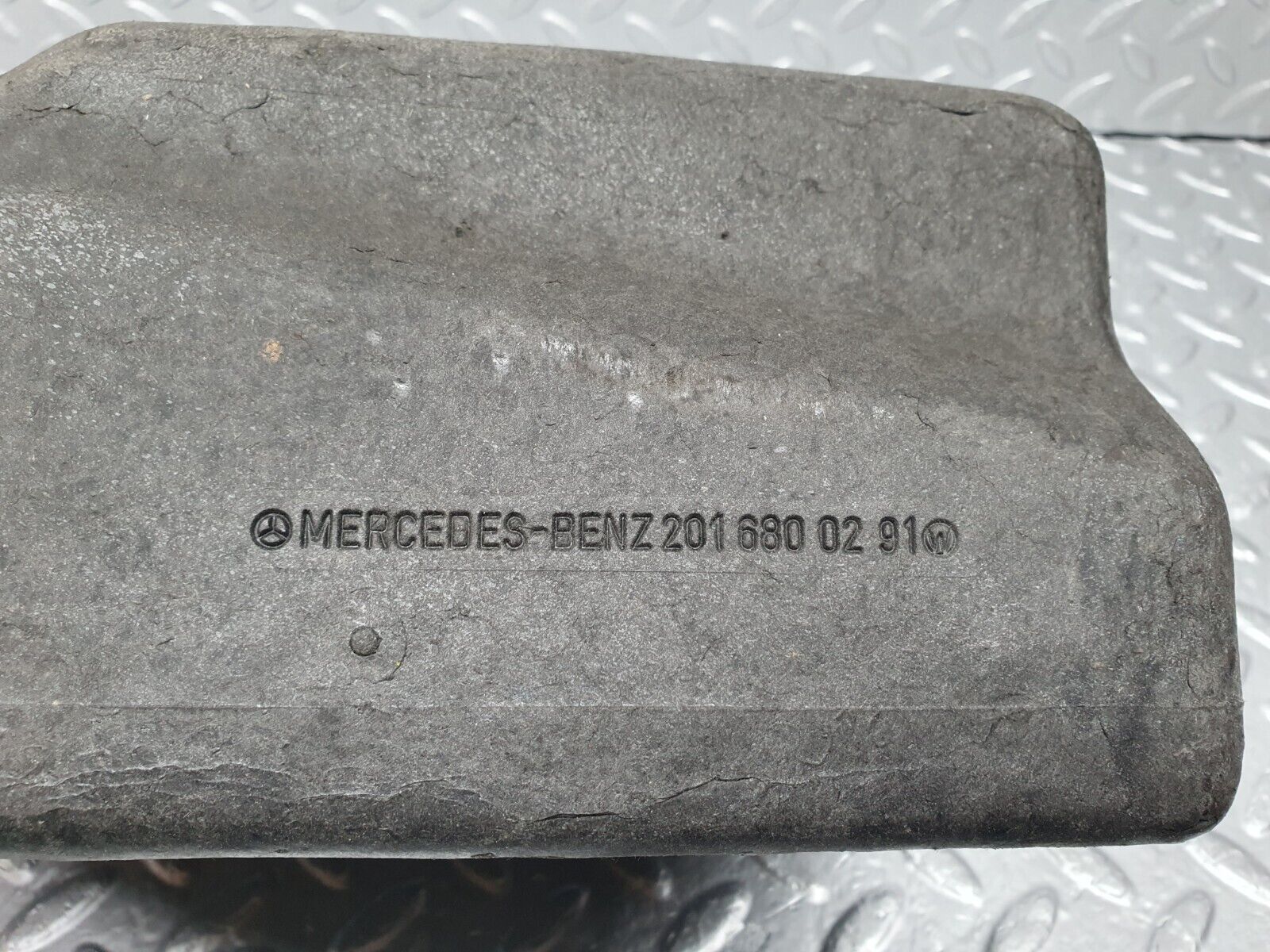 42676 Mercedes-Benz W201 190 2.0L Glove Box 2016800291