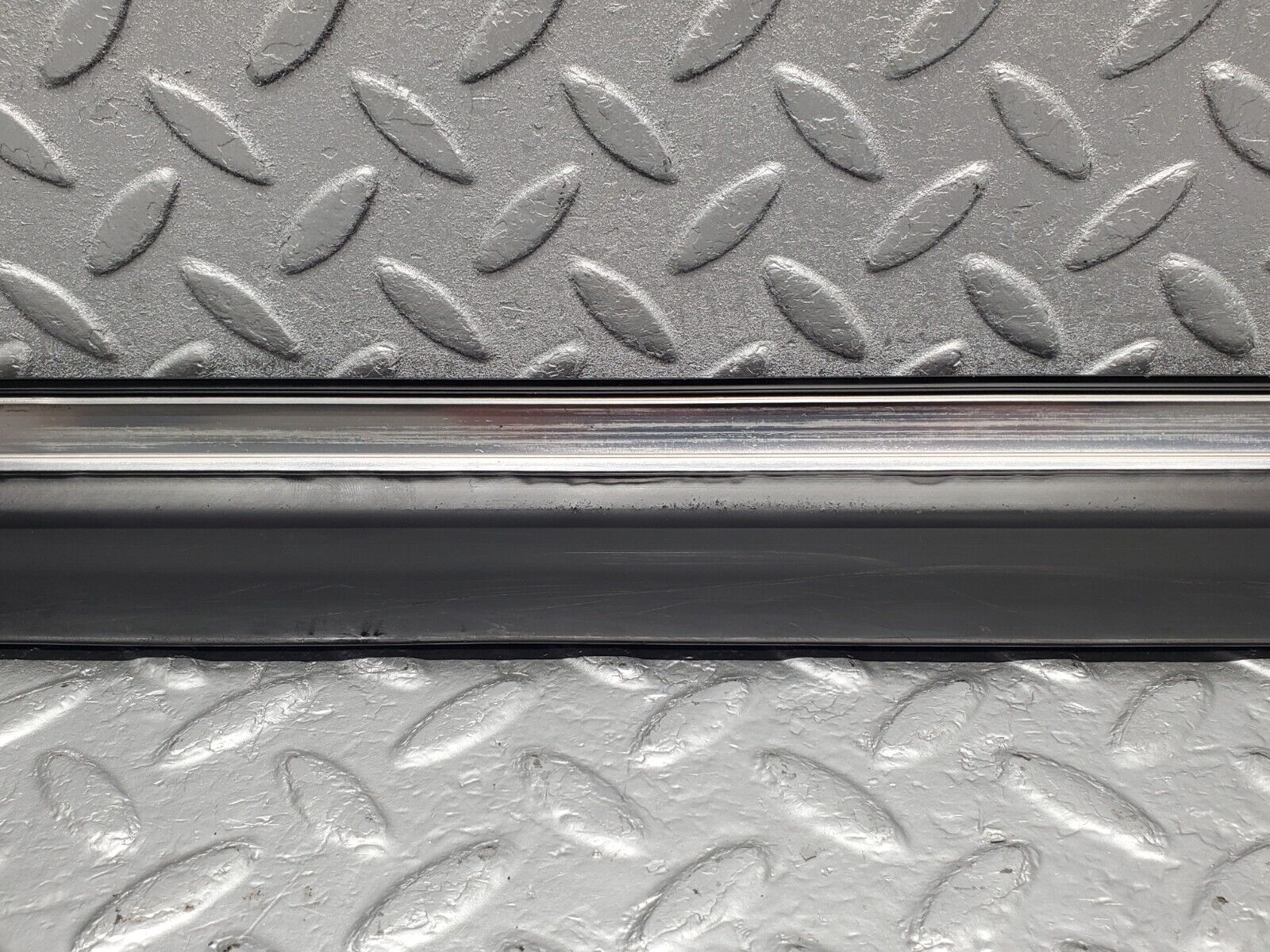 46331 Mercedes-Benz C123 280CE Coupe Right Door Lower Moulding Trim 1236903480