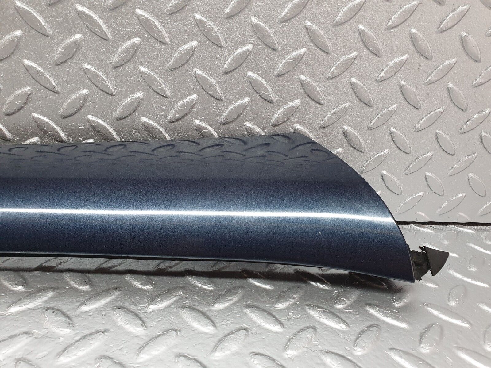 42208 Mercedes-Benz R129 320SL Coupe A Pillar Exterior Trim Cover Left 1296982330