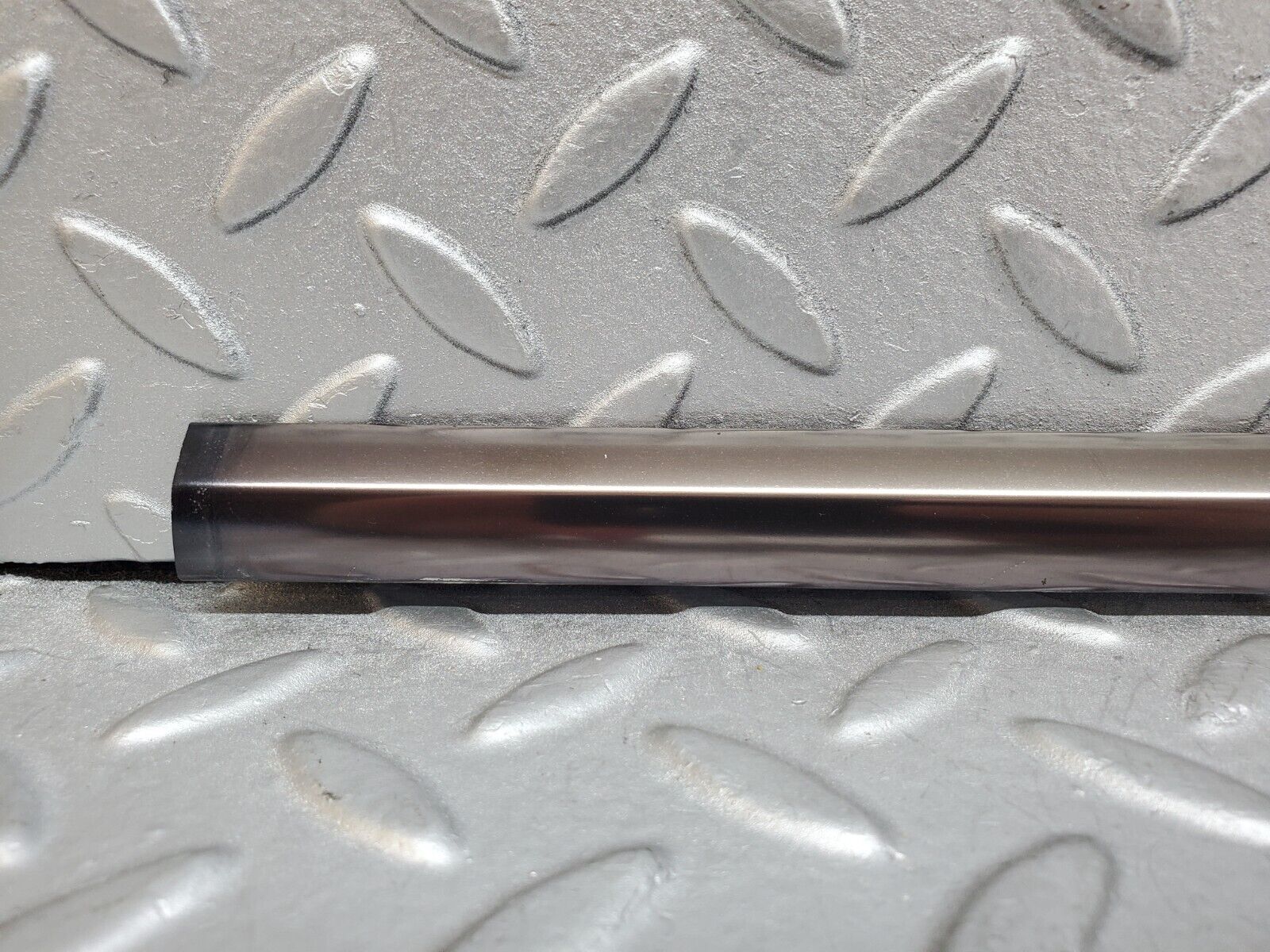 45136 Mercedes-Benz R129 300SL Coupe Left Door Window Moulding Trim