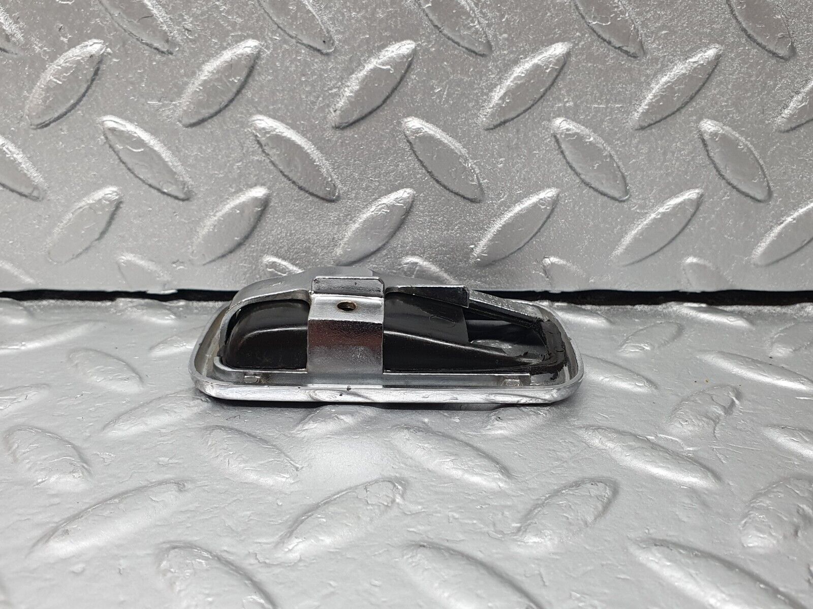 43107 Mercedes-Benz W108 280SE Chrome Frame For Door Opener Left 1087660511